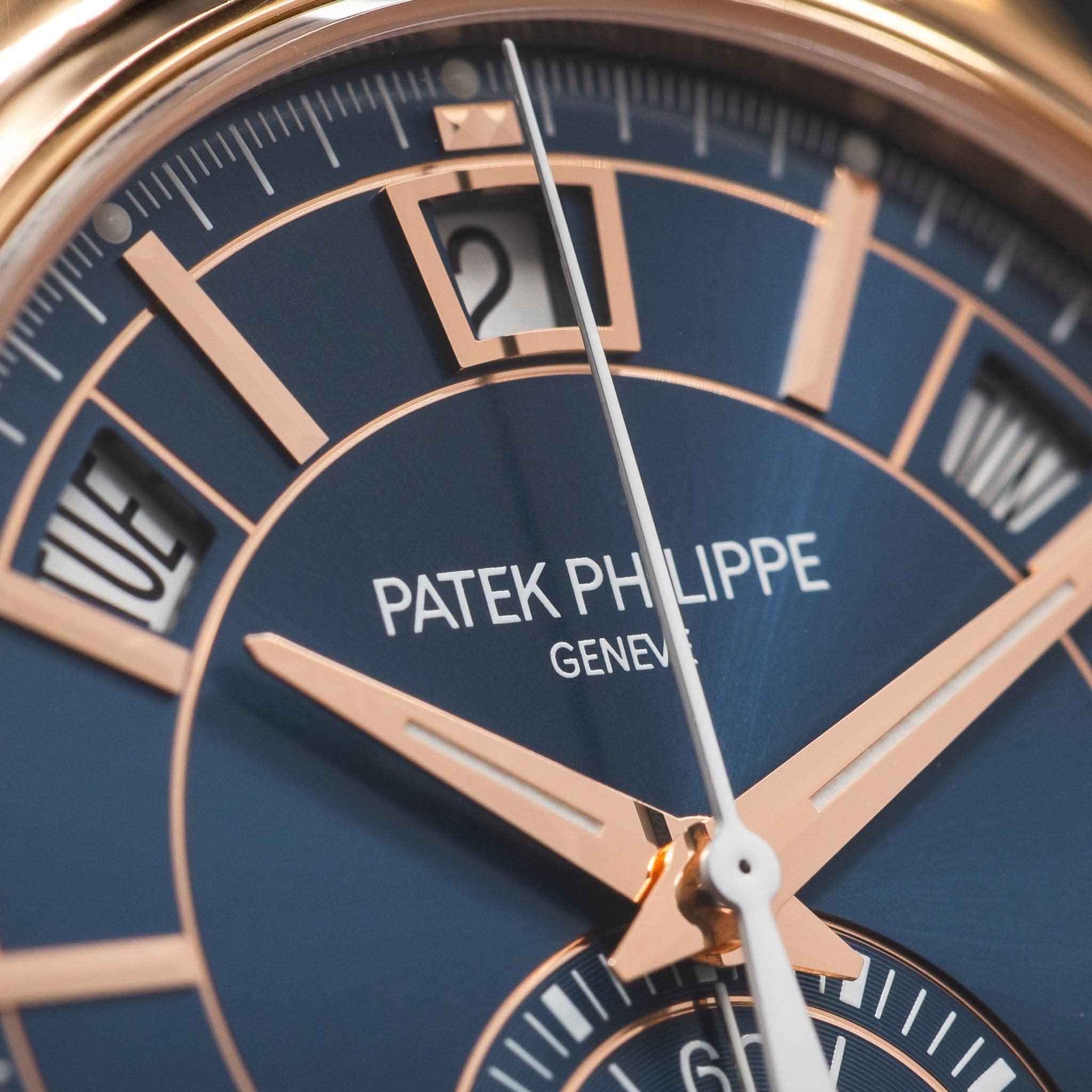 May be an image of wrist watch and text that says 'PATEK PATEKPHILIPPE PH LIPPE GENEV'