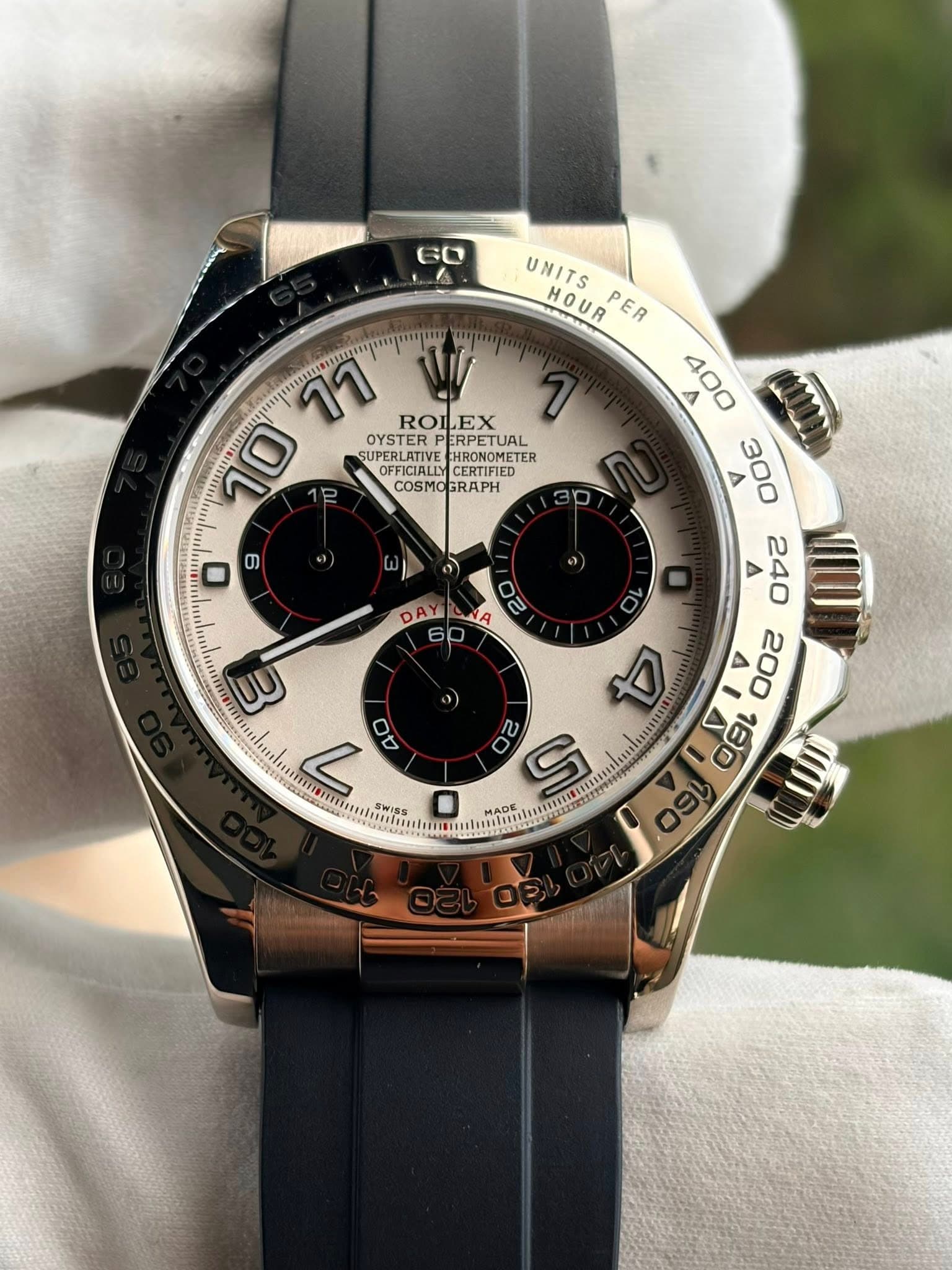 May be an image of wrist watch and text that says '60 *ቤ።?ማ" 11 ROLLEX O O P OYSTE PERPETUAL SUPERLATIVE CHRONOMETE TER OFFICIALLY SUPERLATIVHRONOMETER EREPIC COSMO COSMOGRAPH…