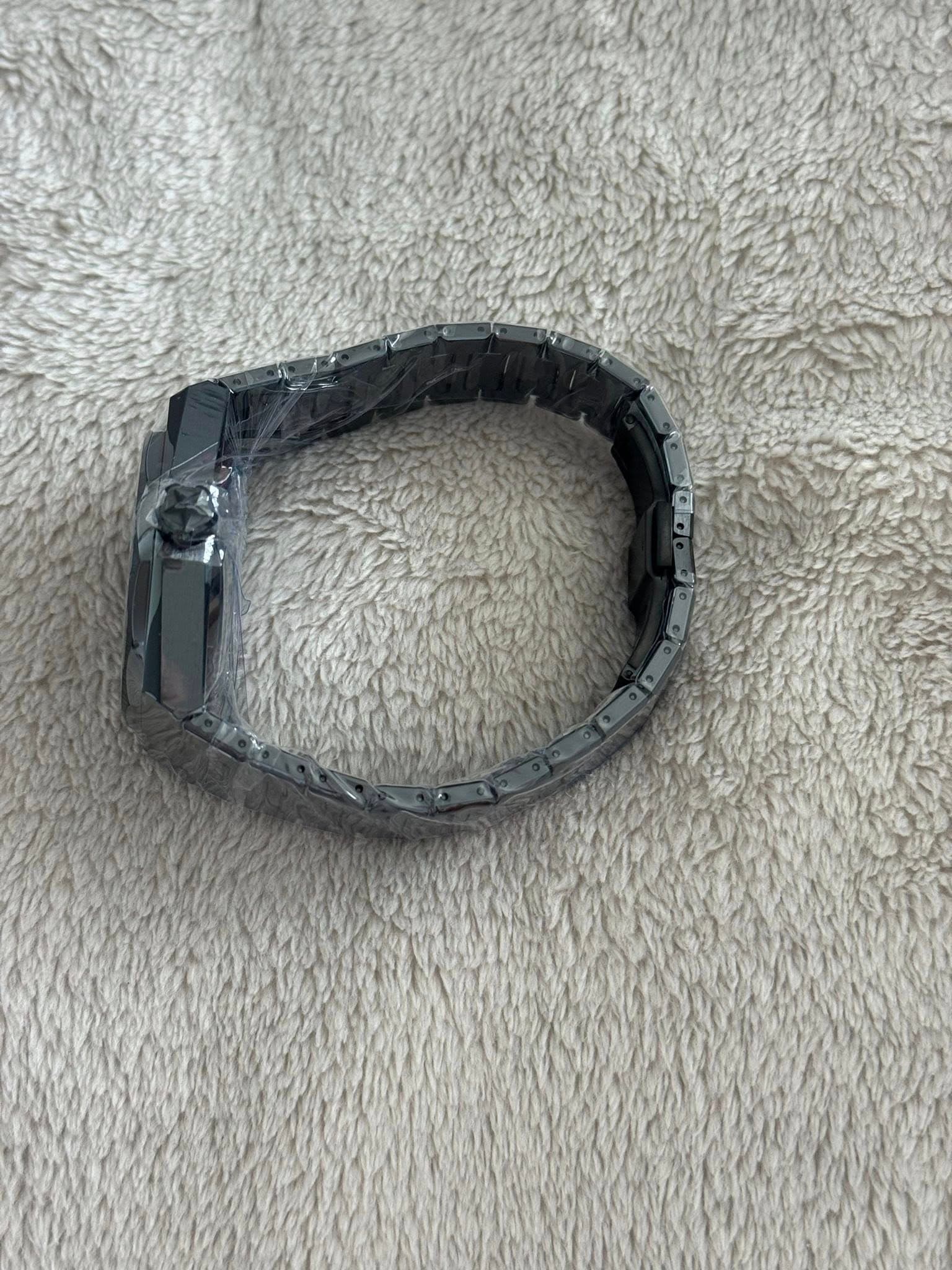 May be an image of digital watch