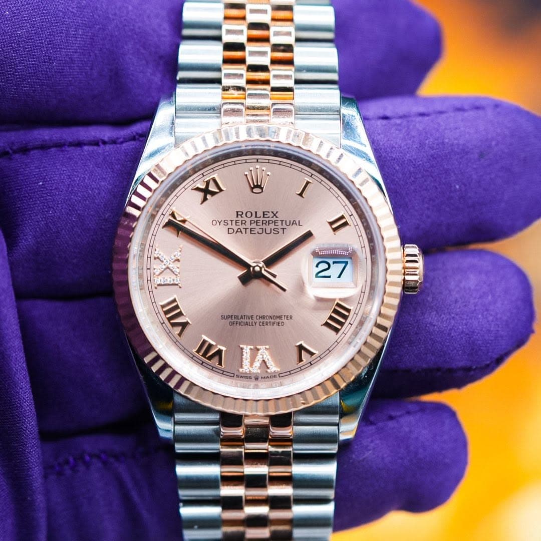 May be an image of text that says 'm00 花質! XI ש I 11 ROLEX OYST OYSTERPE OYSTEPERPETUAL TERPERPETUAL TUAL DATE DATEJUST EJUS CII JEsERU E 27 VIII SPERUTNECOOMMTER SUPE SLPED…