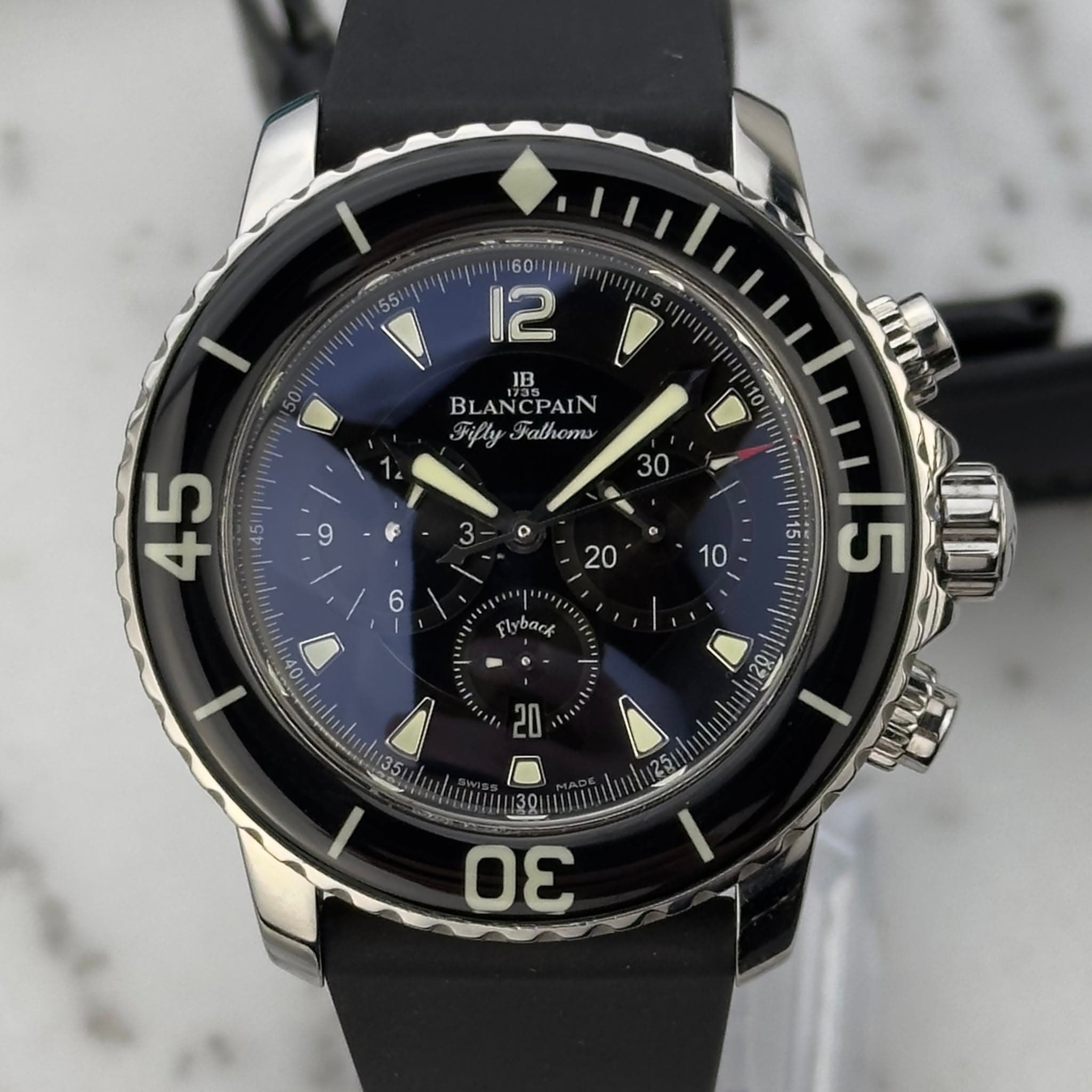 May be an image of wrist watch and text that says 'ـ - 1160 160円11 12 55 JB BL BLANCPAIN Fifly Falhoms 30 F 9 3 o 45 o ن 6 20 10 lybark 10V | = e 15 S OI ใ 09 III 20 11 ی '