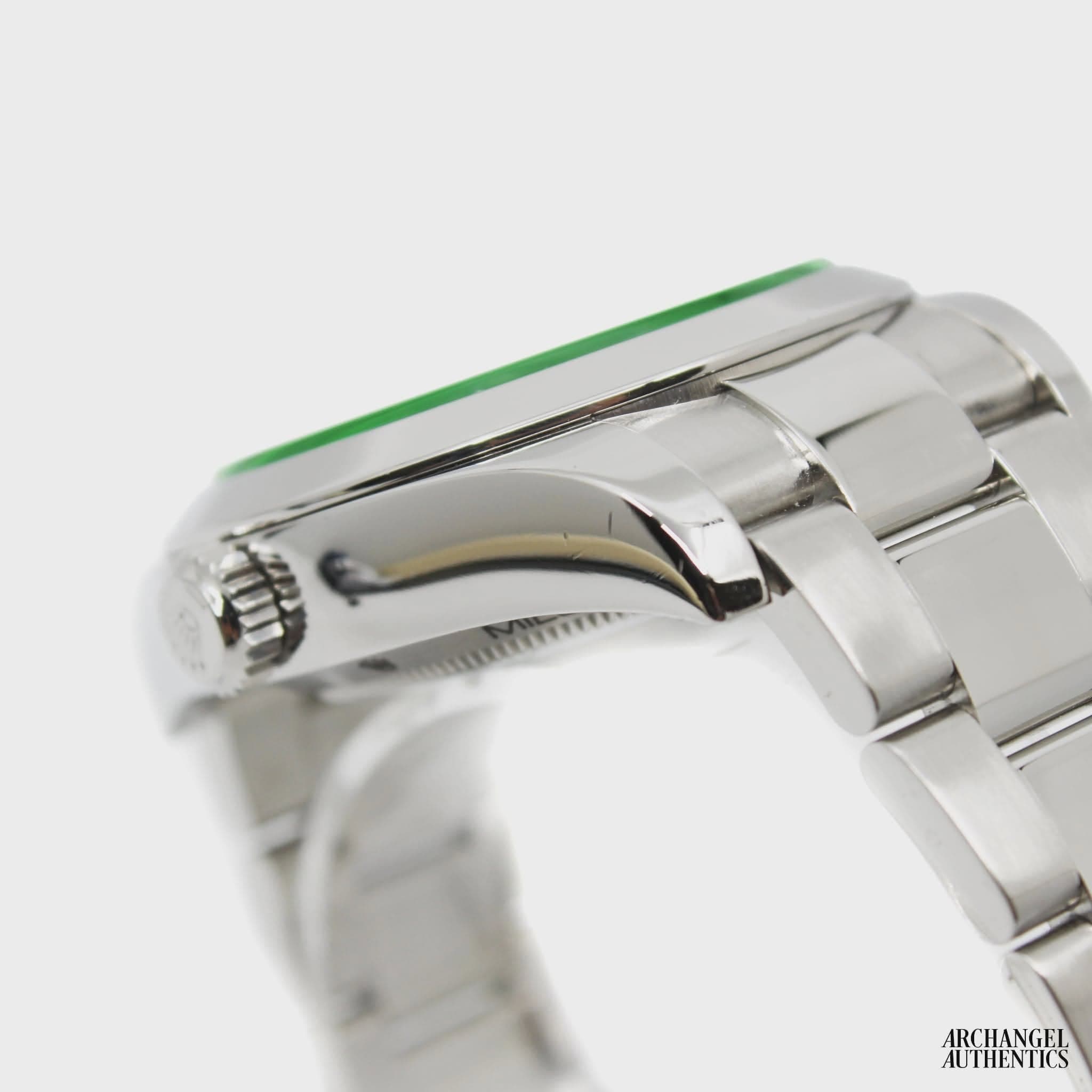 May be an image of wrist watch and text that says 'つに ( ARCHA ARCHANGEI NGEI AUTHENTICS'