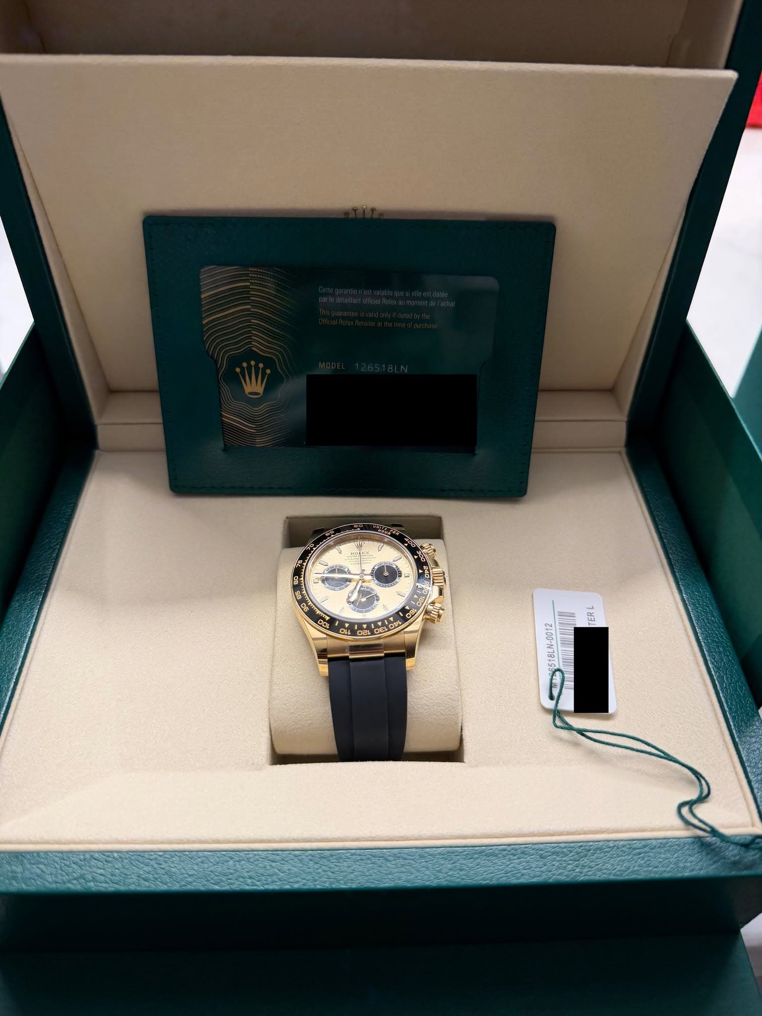 May be an image of wrist watch and text that says 'de - M द O TERL TERL 18LN-0312 日點'