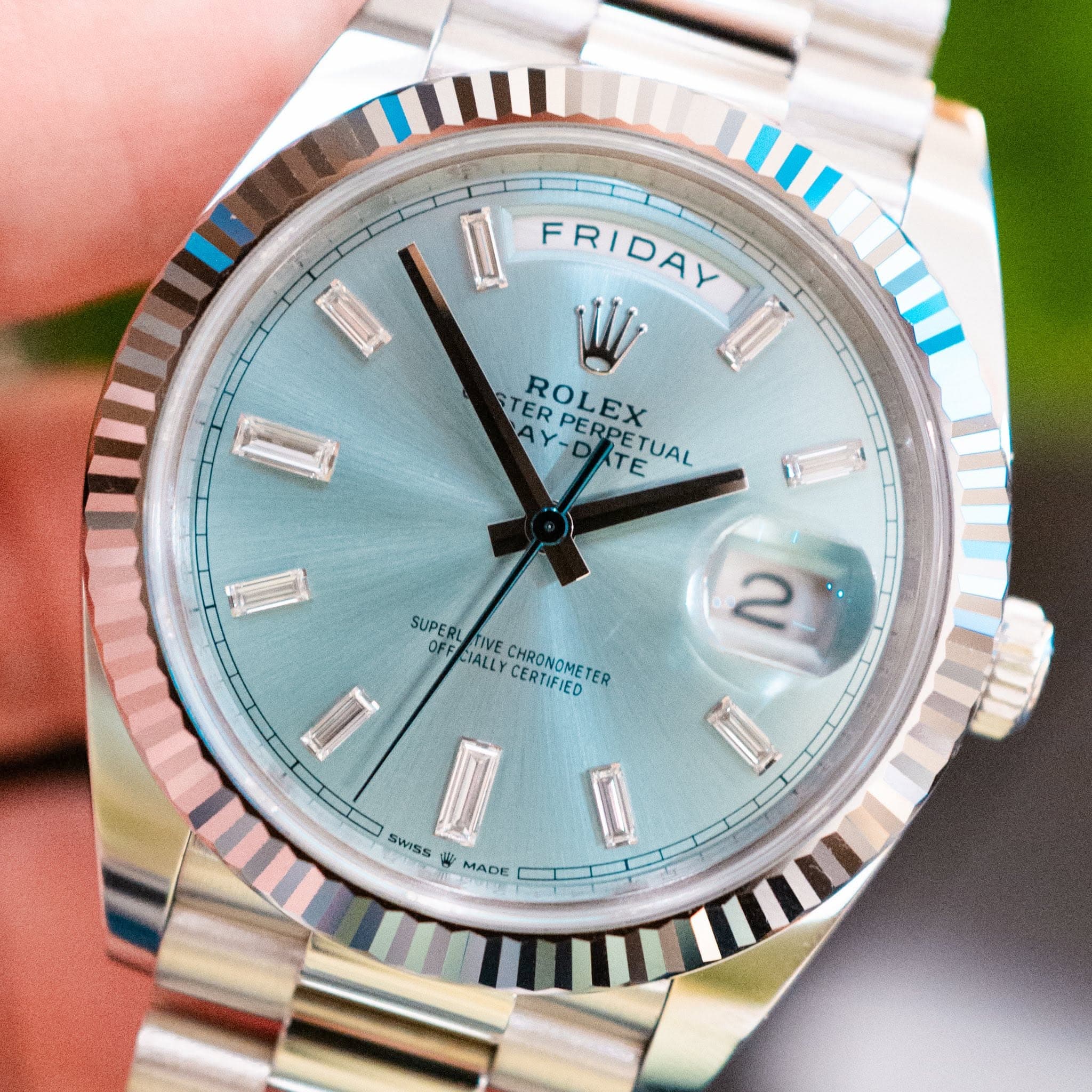 May be an image of wrist watch and text that says 'A FRIDAY W STER AVOITE ROLEX PERPETUAL TE AY-DATEAL TERPERPETUAL AY AY-D I 2 II SUPERL TIVE CHRONOMETER ER I0 OFF CIALLY…