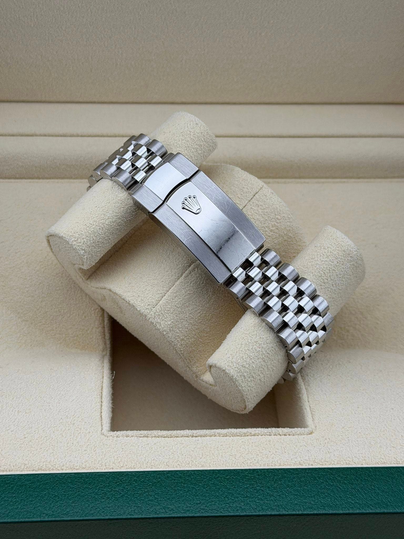 May be an image of jewelry and wrist watch