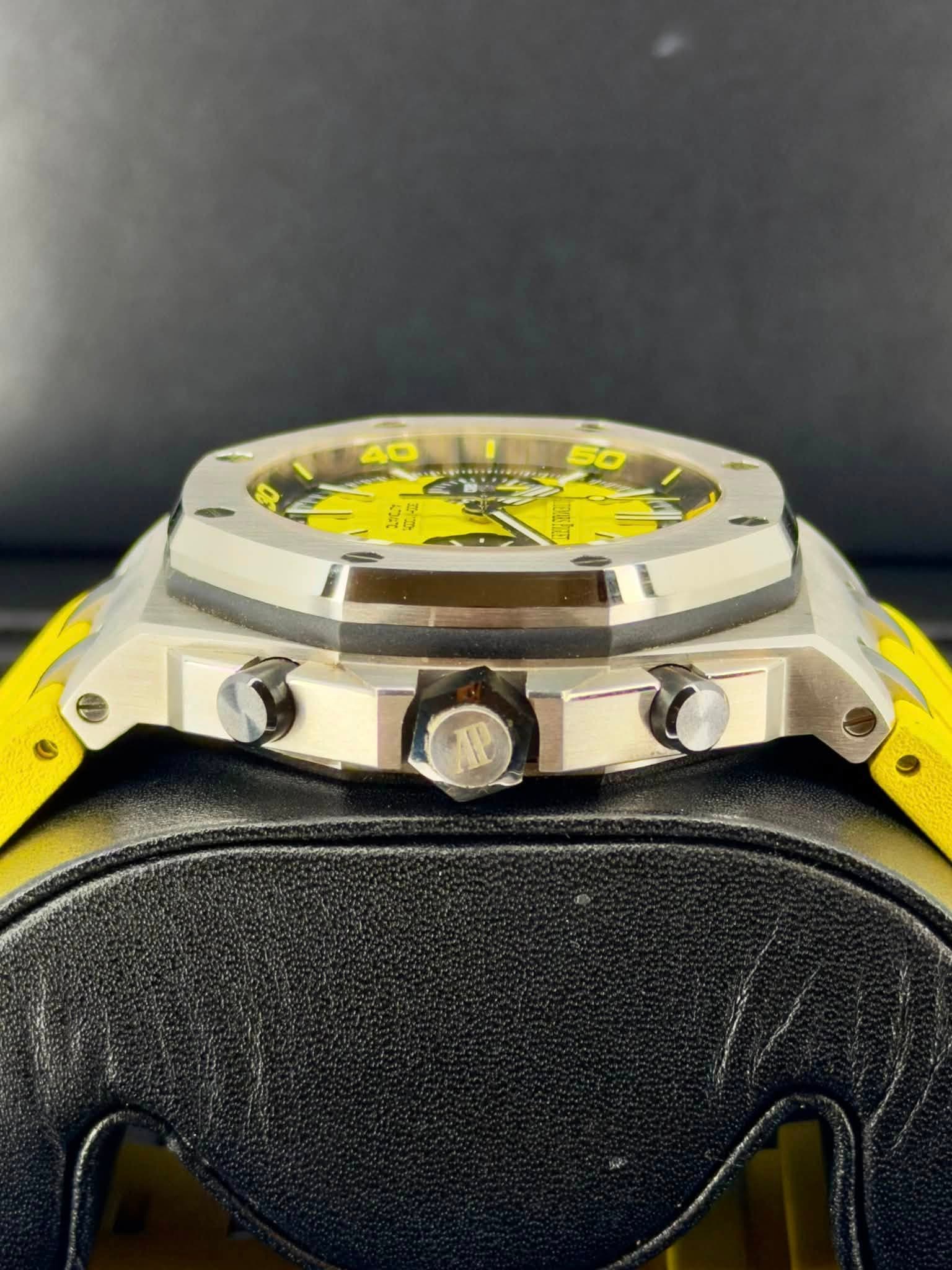 Audemars Piguet Royal Oak Offshore Diver Chronograph, photo 2