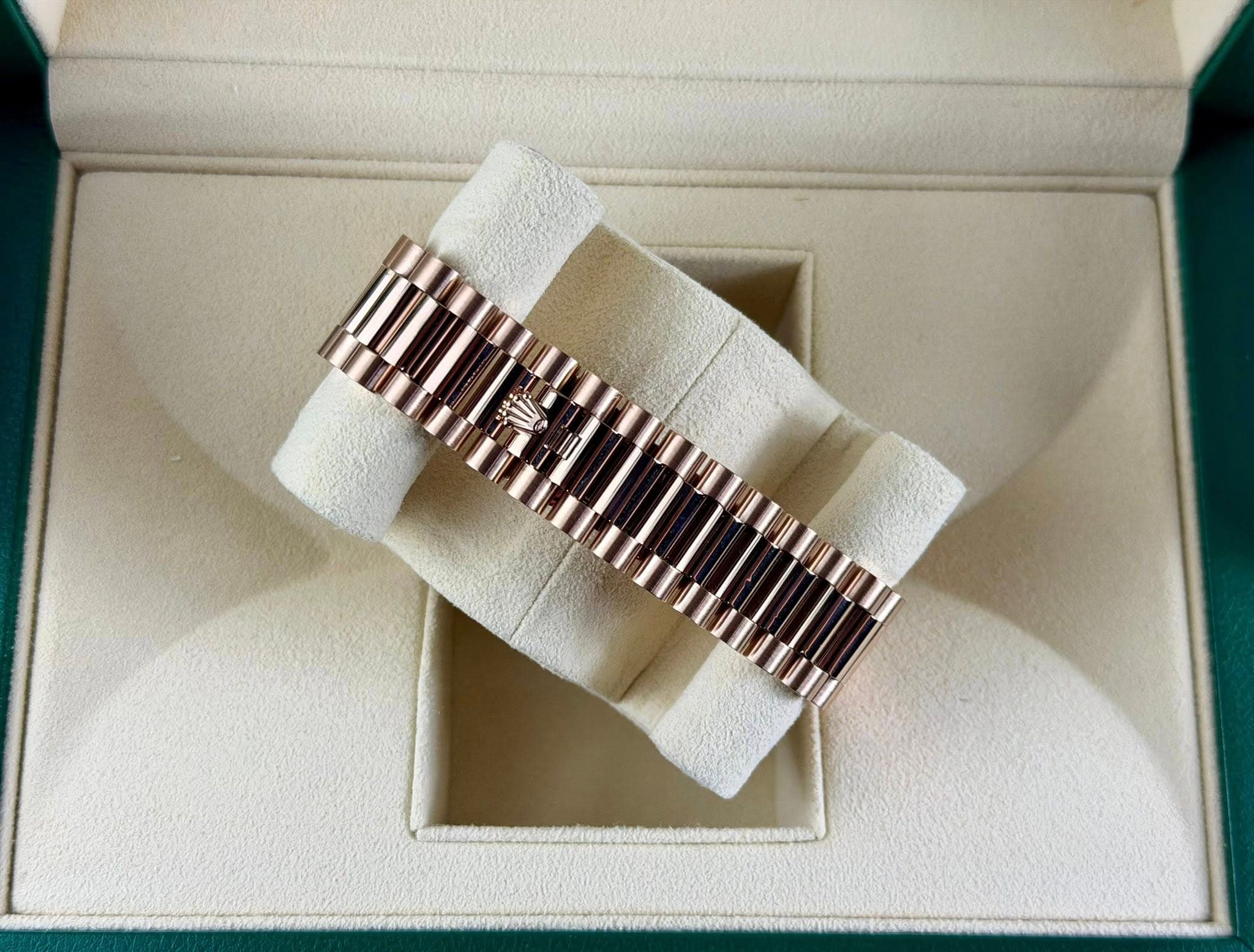 May be an image of jewelry