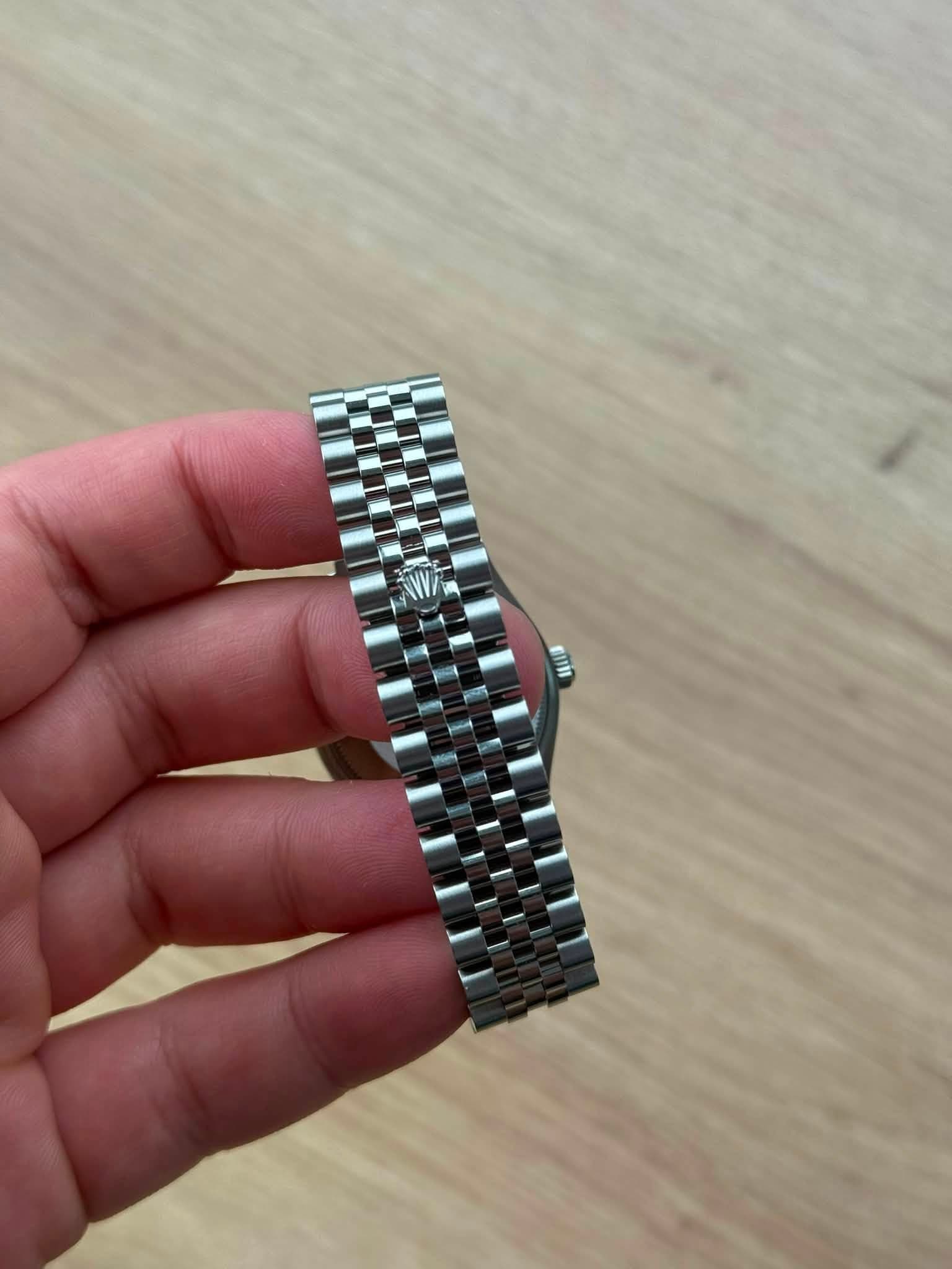 May be an image of digital watch