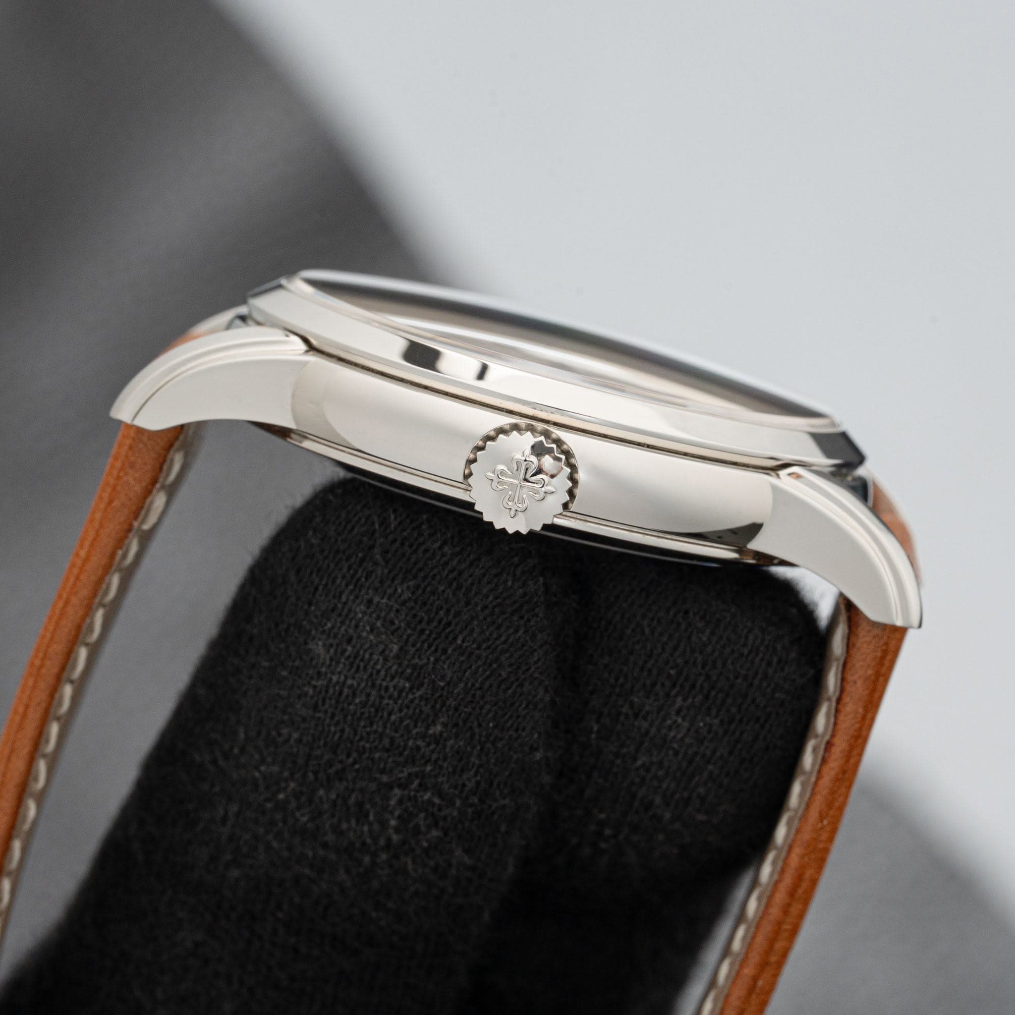 Patek Philippe Calatrava, photo 4