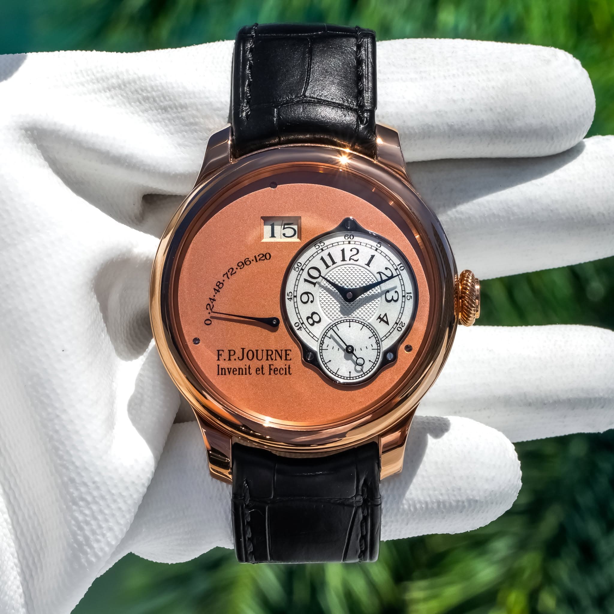 May be an image of wrist watch and text that says '12 0 I አ፡ ه co 3 宝 4 1 0 F.P.JOURNE Invenit InvenitetFecit et tFecit'