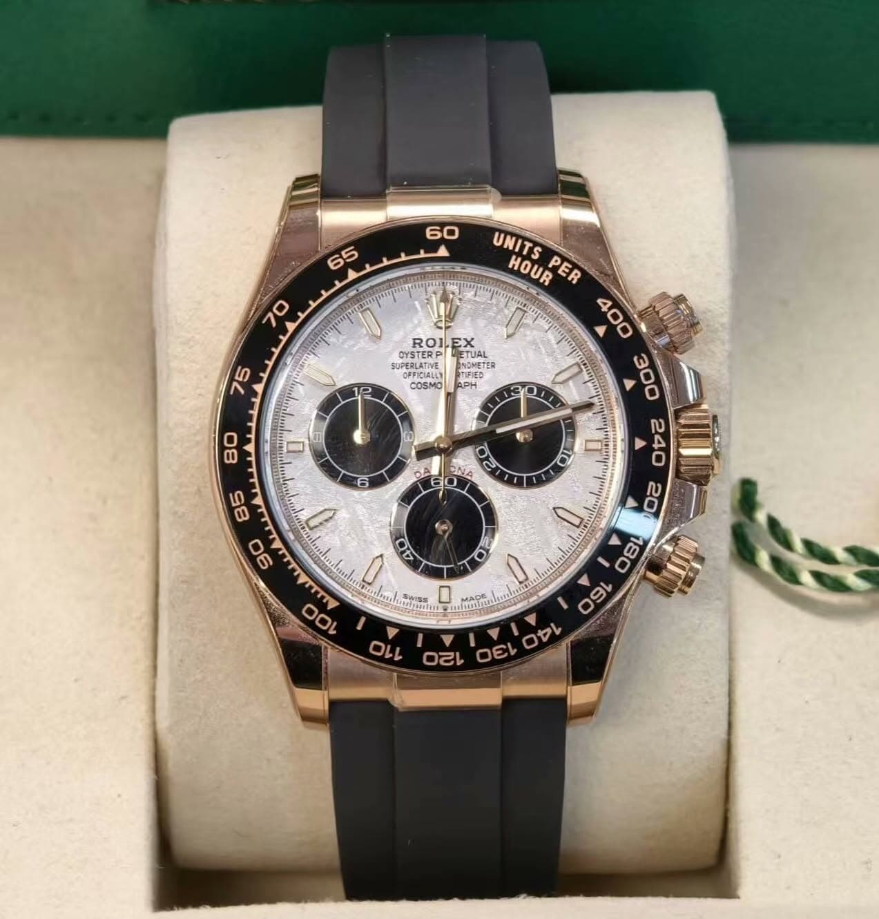 May be an image of wrist watch and text that says '60 عد 65 70 ROI OYSTERP ላኤ SOIRL ETUAL PAER NOMETER TIFIED 75 e COSMO D1 n 80 e 6 ON n 10 ١١ 85 90 UNITS HOUR PER 400 300 A N…