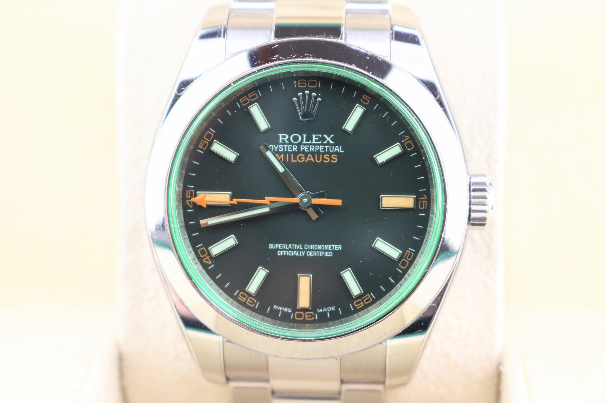 May be an image of wrist watch and text that says '150 ROLEX OYSTERPERPETUAL OYSTER PERPETUAL ILGAUSS 45 15 40 SUPER SUPERLATIVE CHRONOMETER SUPERLATIVECHRONOMETER TER OFFICIALLY…