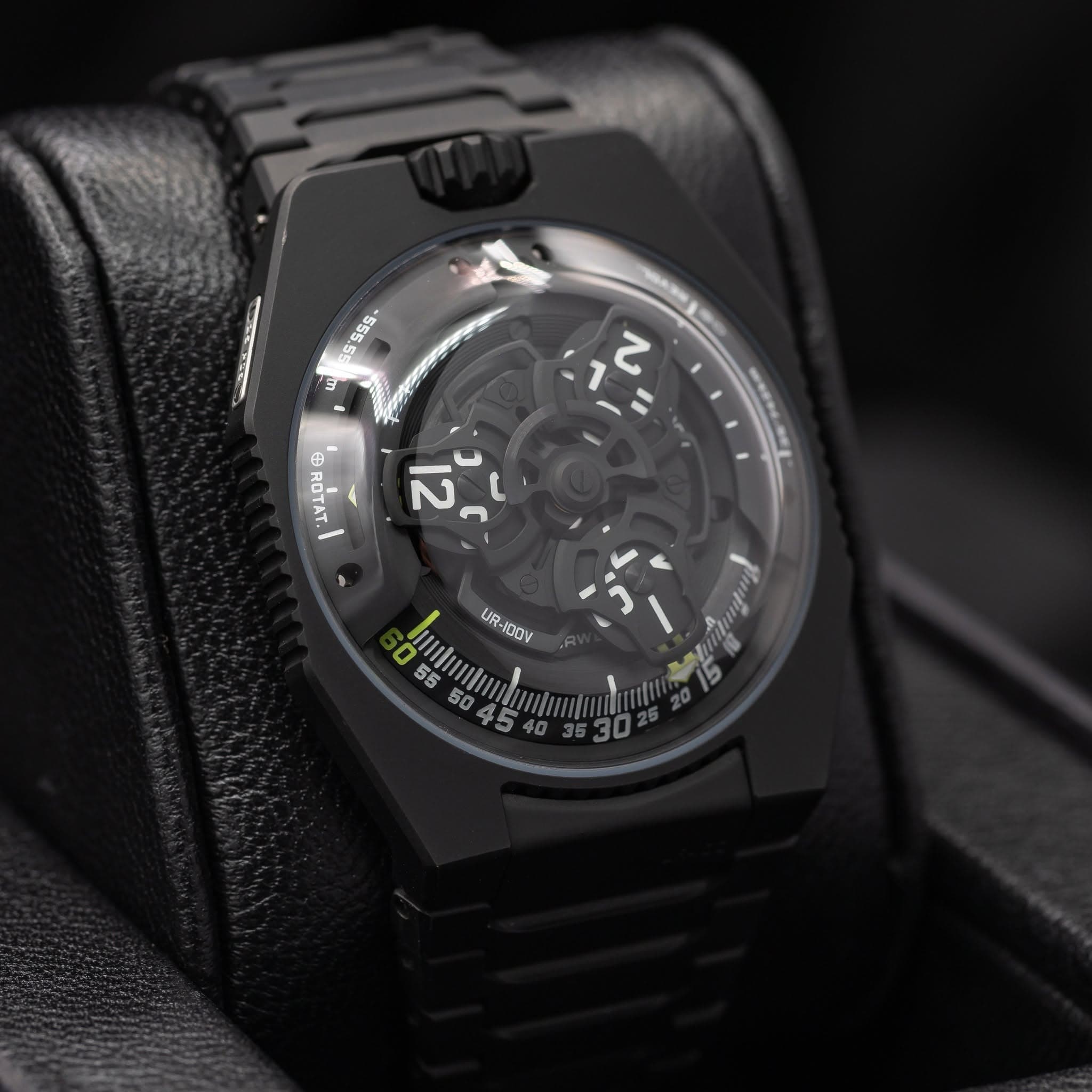Urwerk UR-100v listing photo