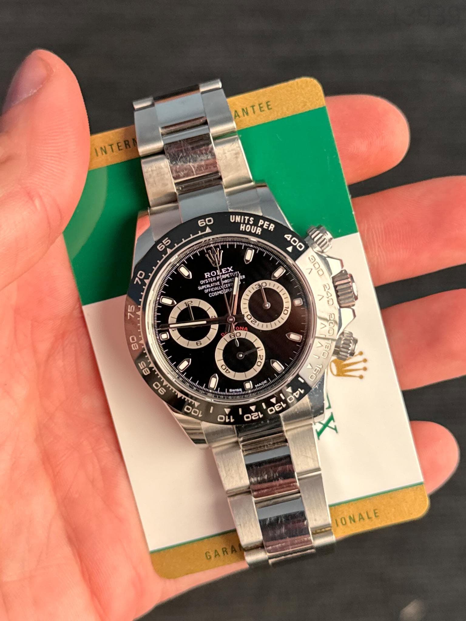 May be an image of wrist watch and text that says 'ANTEE INTE 60 65 70 ROLEX A GSME E O 00 리 UNITS HOUR PER م 18 क 16 160 අද්දර g A Q a જટા ญ 120 של EL O ต 00 110 F IONALE…