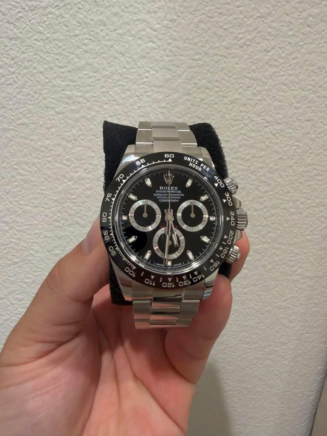 May be an image of wrist watch and text that says '60 佛薇 70 ROL ROLEX EX 75 E 色 UNITS HOUR UNITSURER PER PER PER 日 200 ၁၀၀ AU 51 A 音 80 85 a0 غرد V 0정'