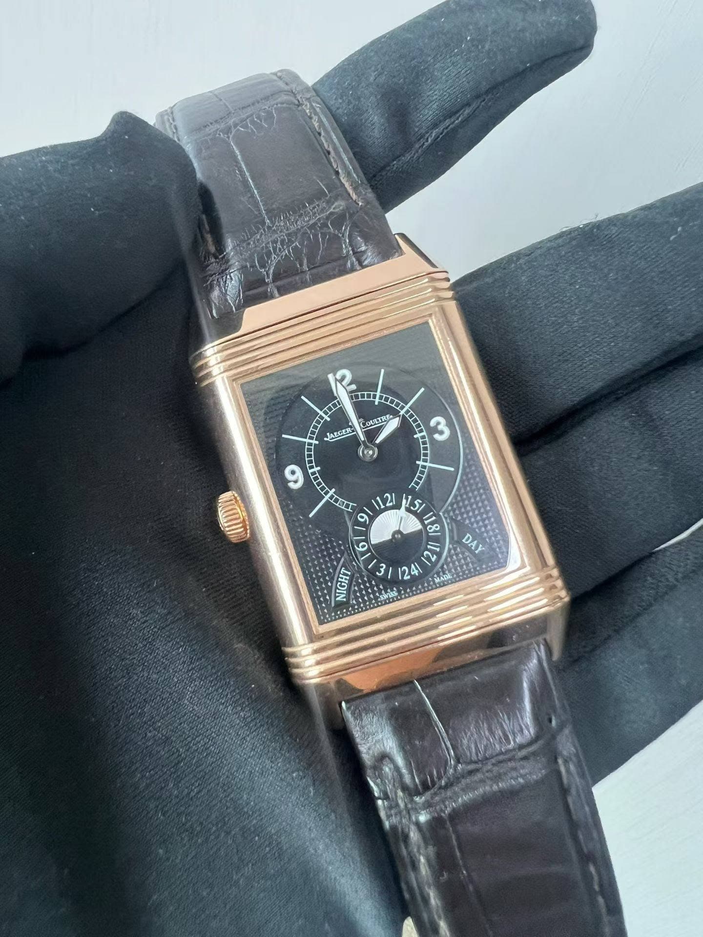 May be an image of digital watch and text that says 'Σ TAHT LII COMATR חבר PI ਵ JAZCER ۹ ήμwη P CXT 12 15 ٥ 18/ 9 6 2 DA DAY 112 NIGHT 31 ر 24 HIL'