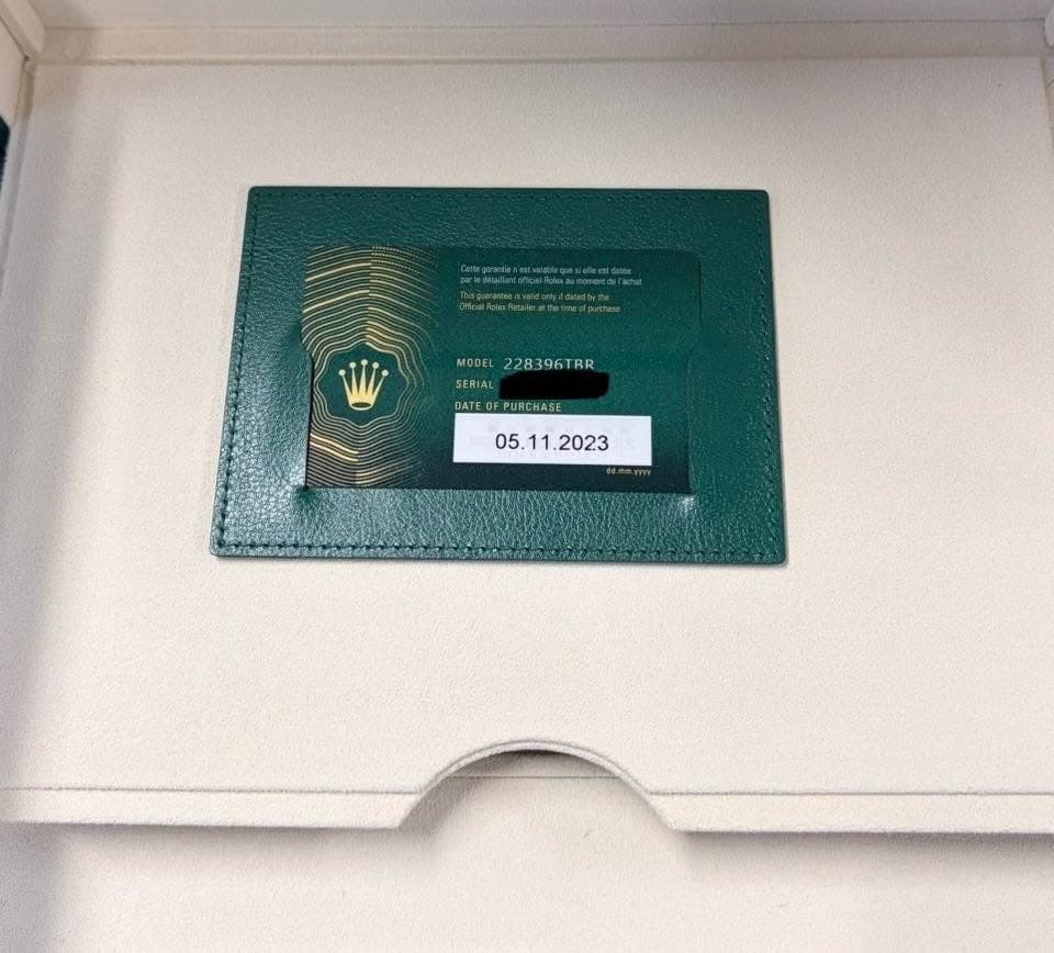 May be an image of text that says 'Horiktia.onuweMg MODEL228396TRR MODEL 228396TRR SERIAL DATEOF DATEOFPURCHASE .'