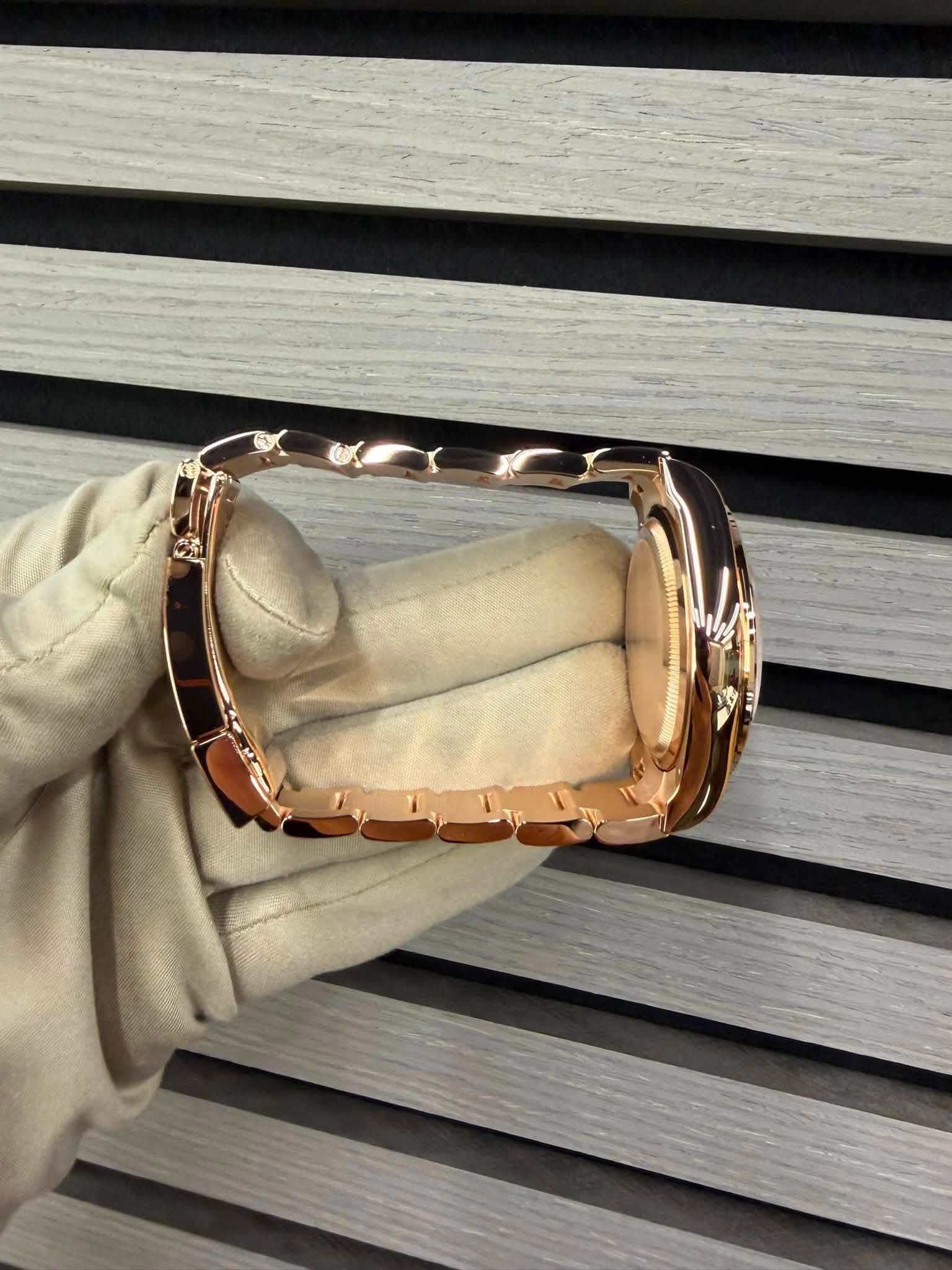 May be an image of jewelry