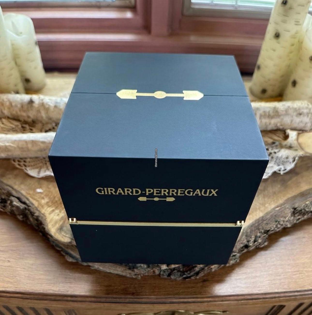 Girard-Perregaux Laureato
