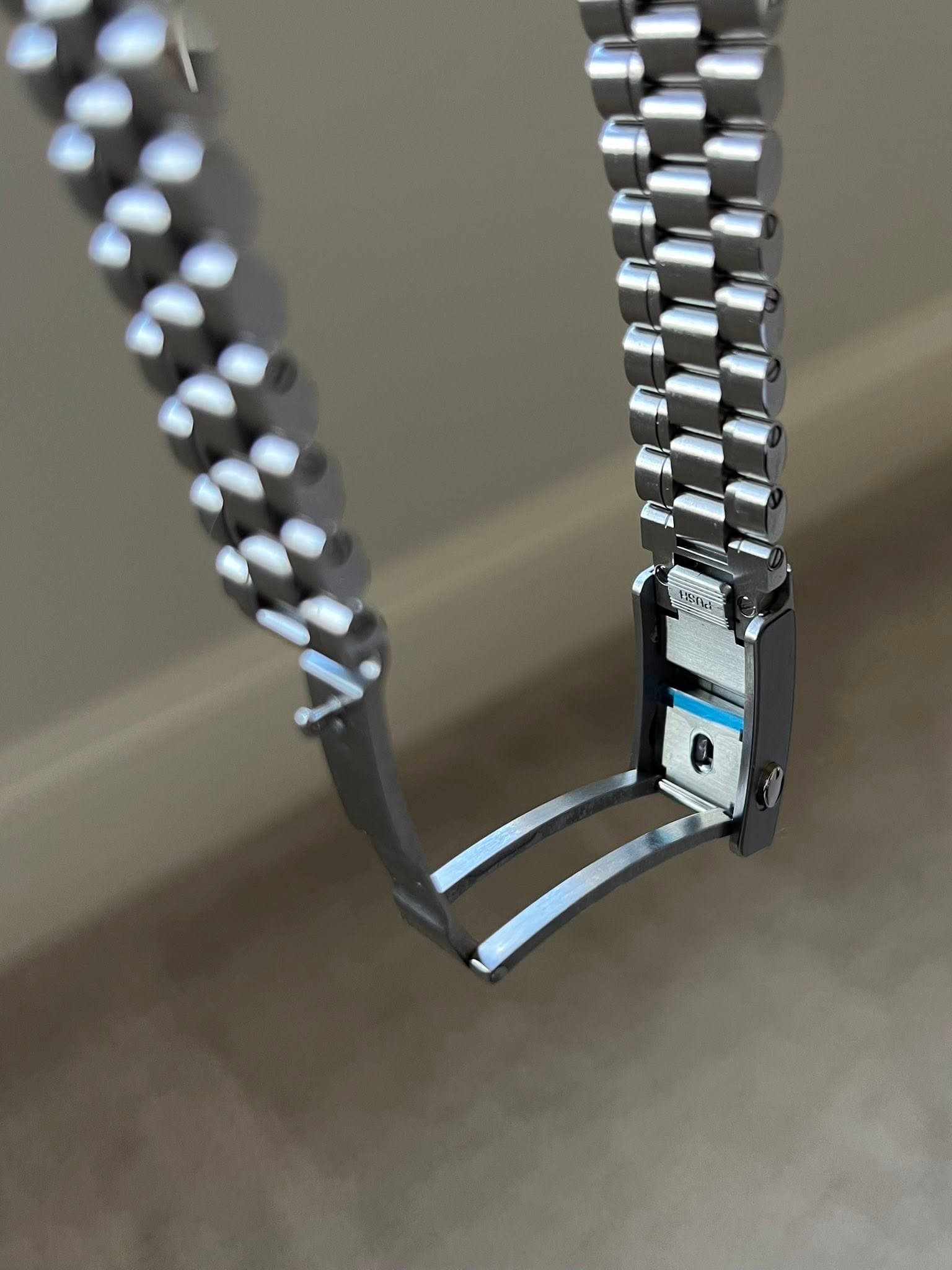 Omega Speedmaster and 1 more, photo 5