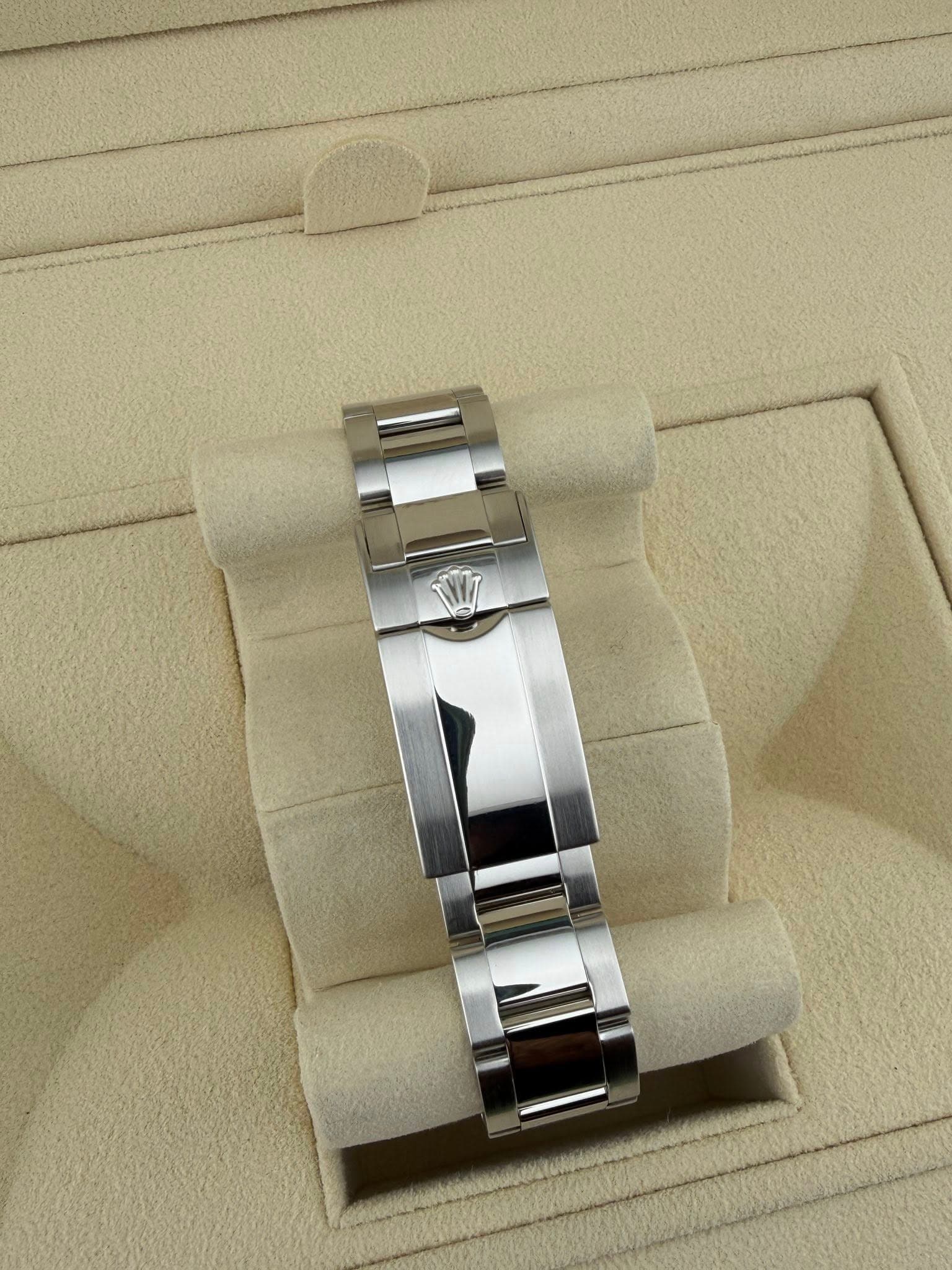 May be an image of ring