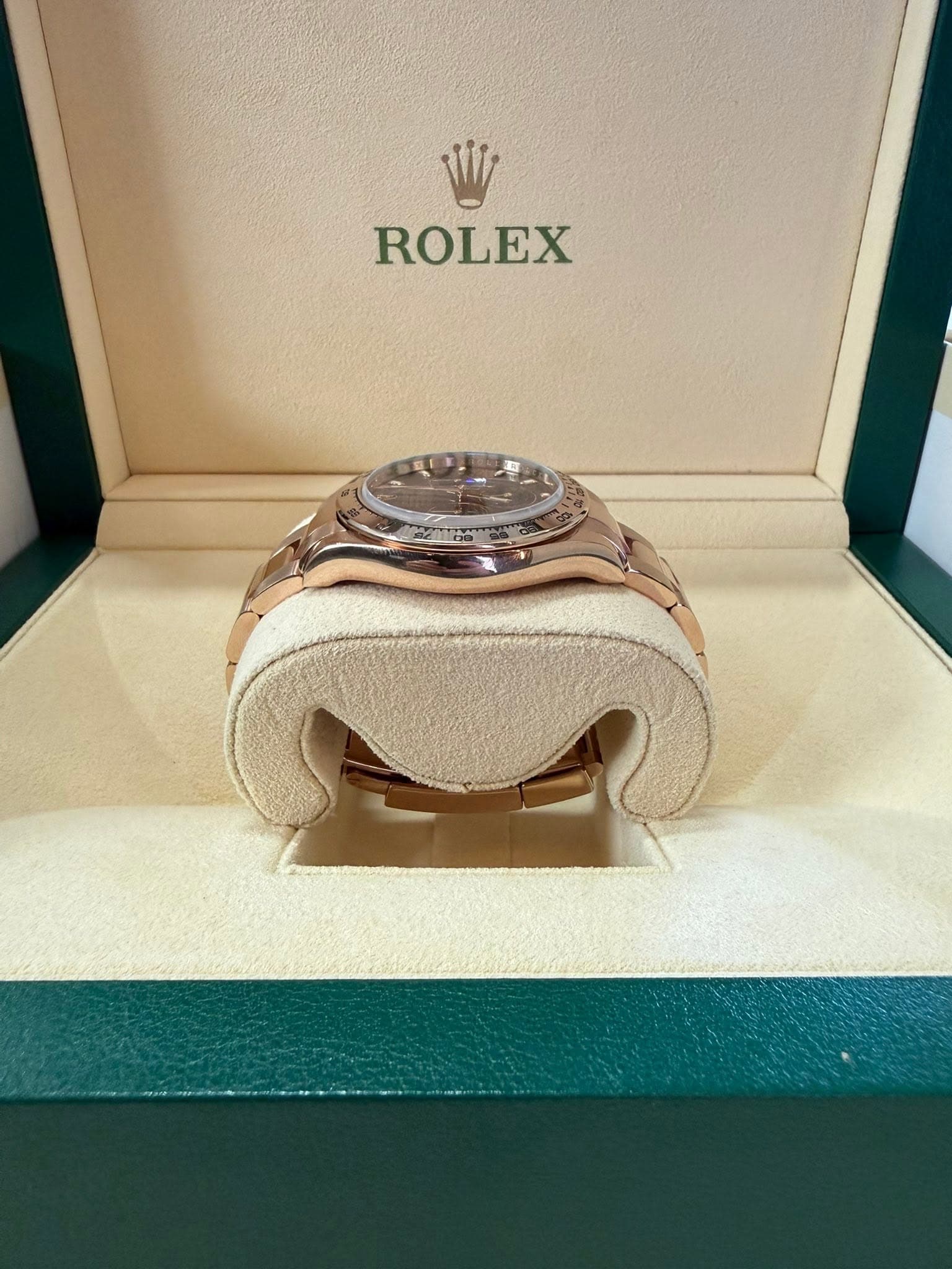 May be an image of wrist watch and text that says 'ROLEX'