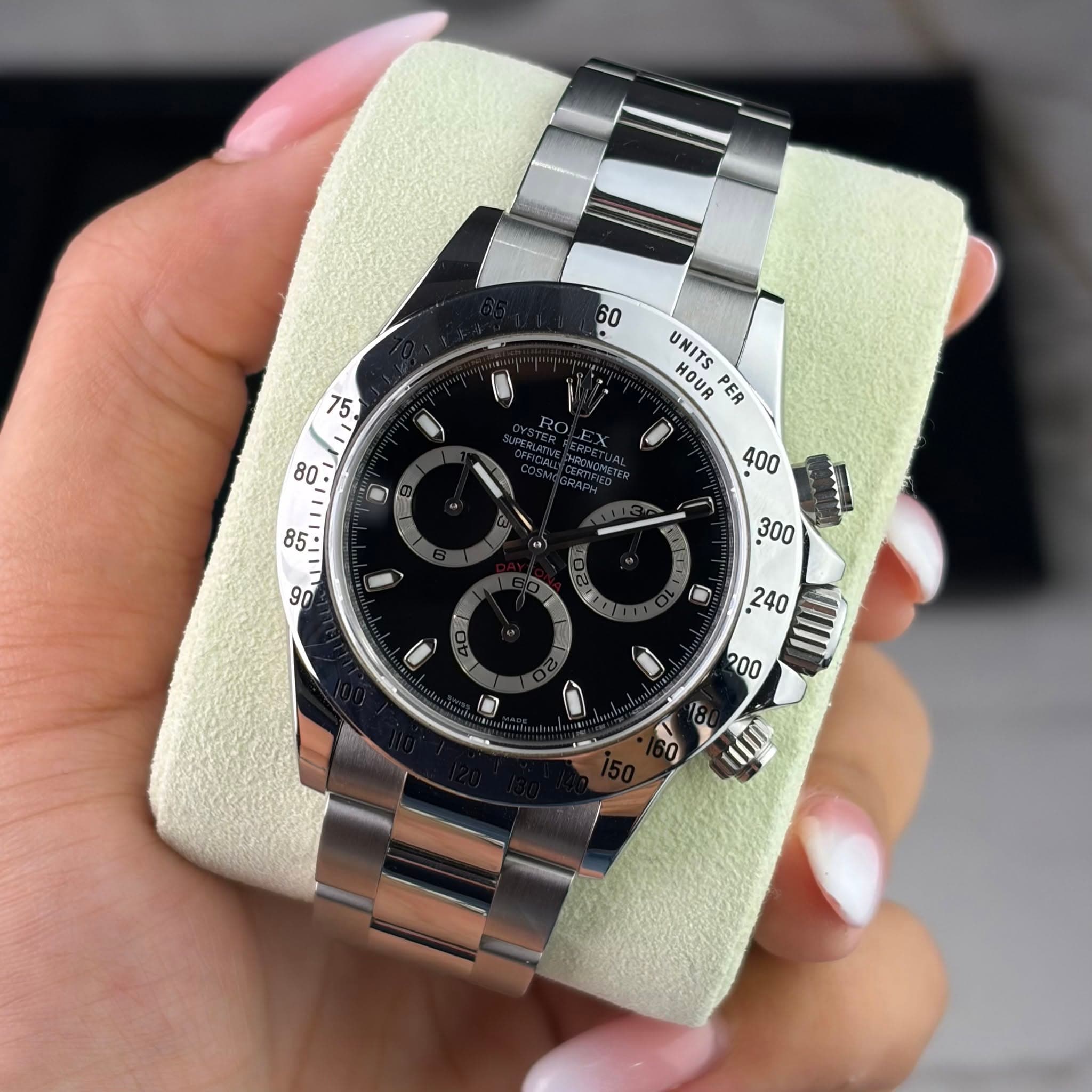 May be an image of wrist watch and text that says '60 ဟ UNITS HOUR Ho OUR PER Pr RO gà 300 240 socee 200'