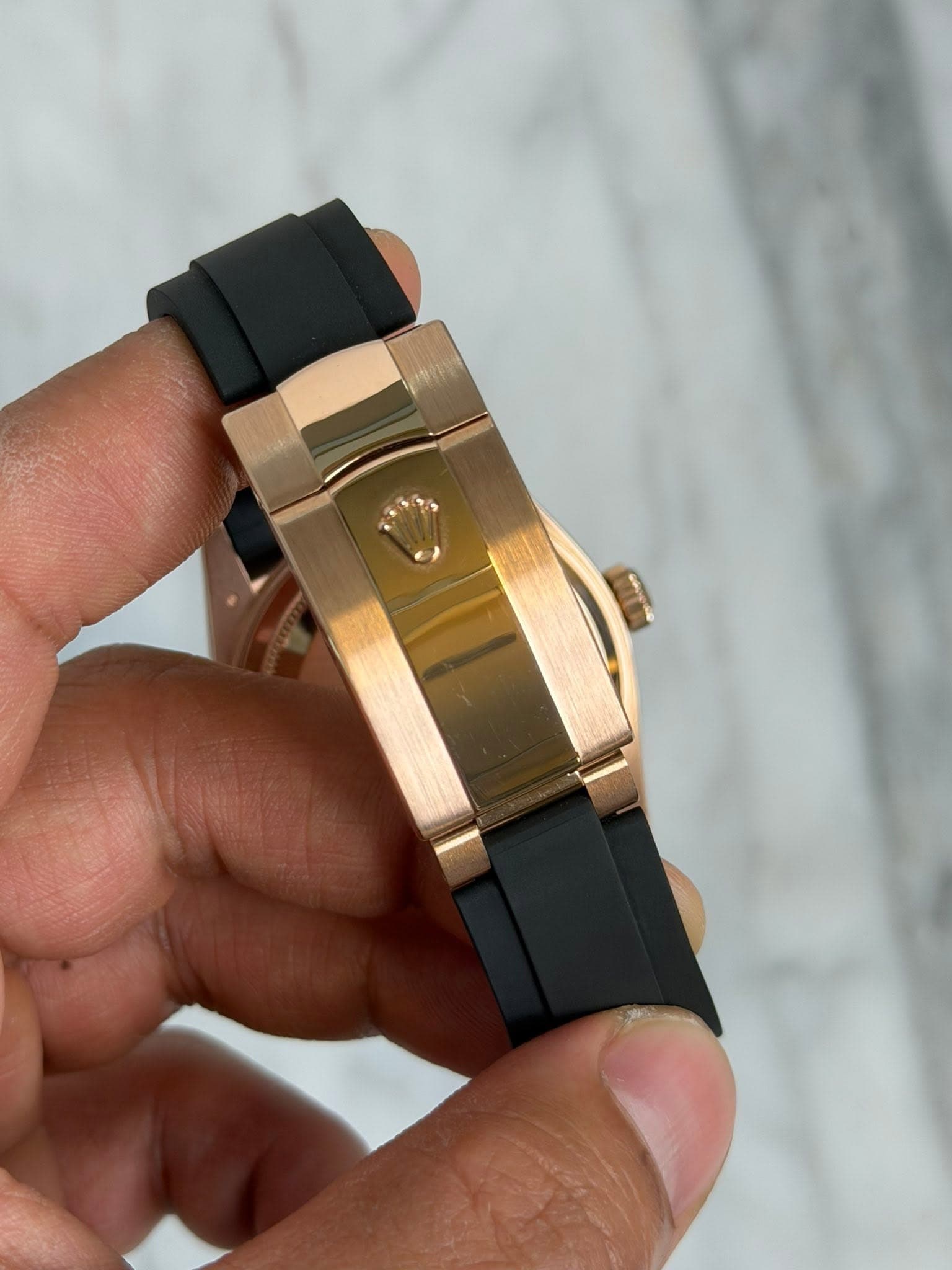 May be an image of digital watch