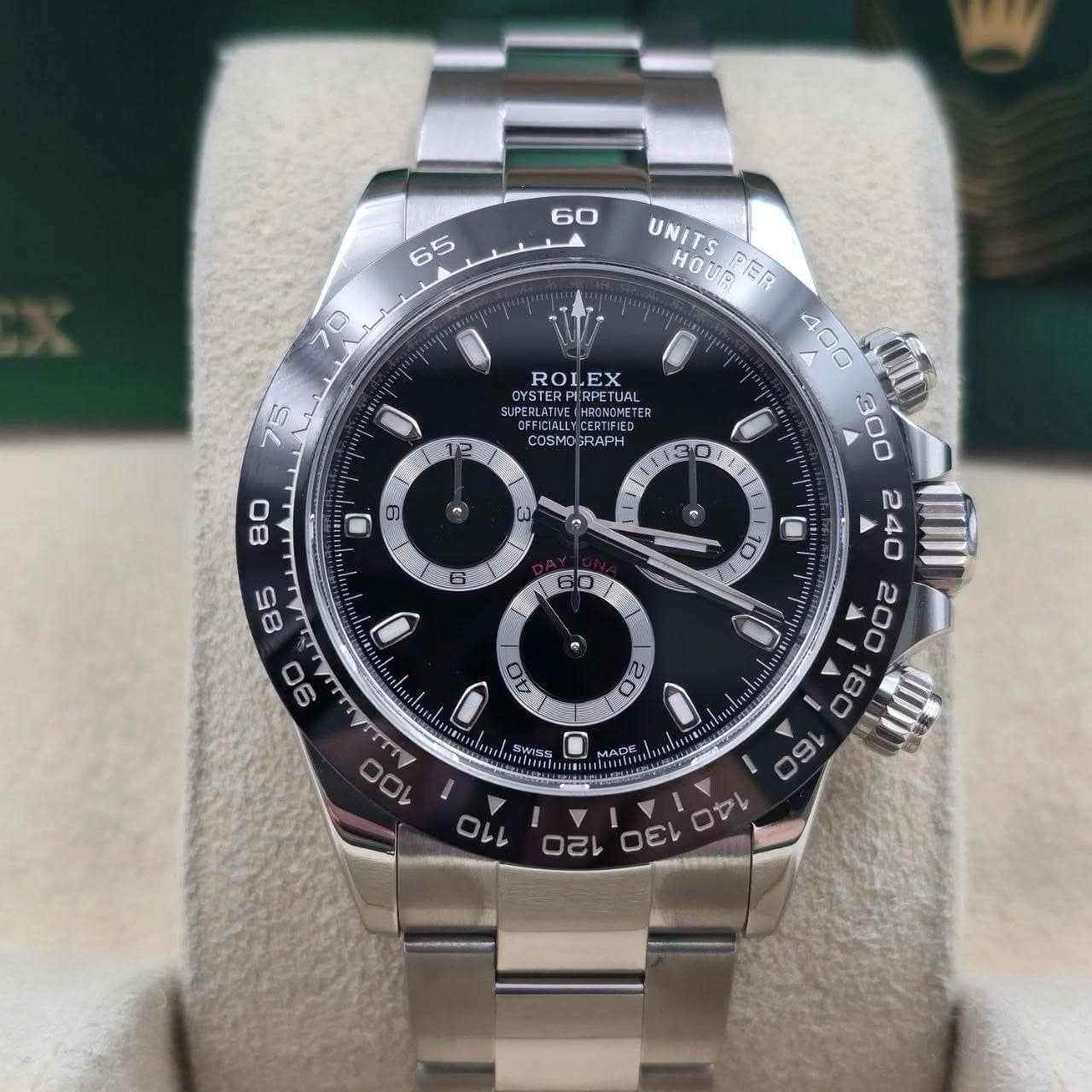 May be an image of wrist watch and text that says ' ROLEX OYSTERPI DISENETER RE CUPERLATIMVE COSMOSRAPH COSMO APH 80 UNITS HOUR PER ER no3yA 85 90 40 AO ب 100 ロい 7ー A ณ Οει…