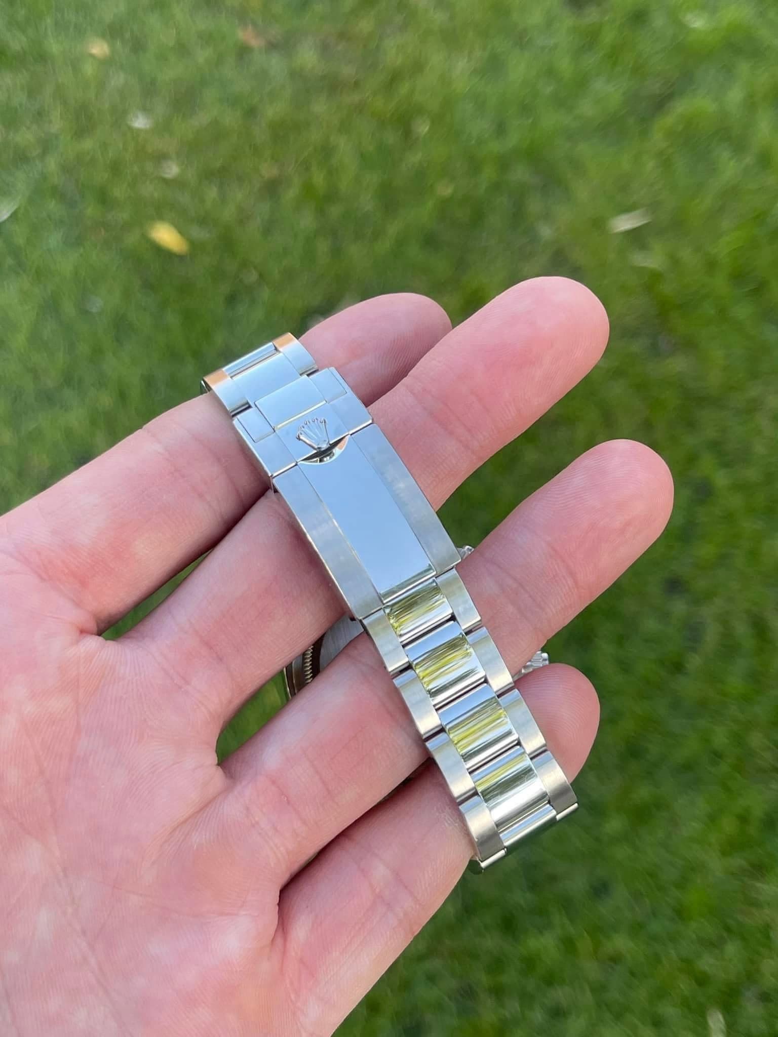 May be an image of digital watch