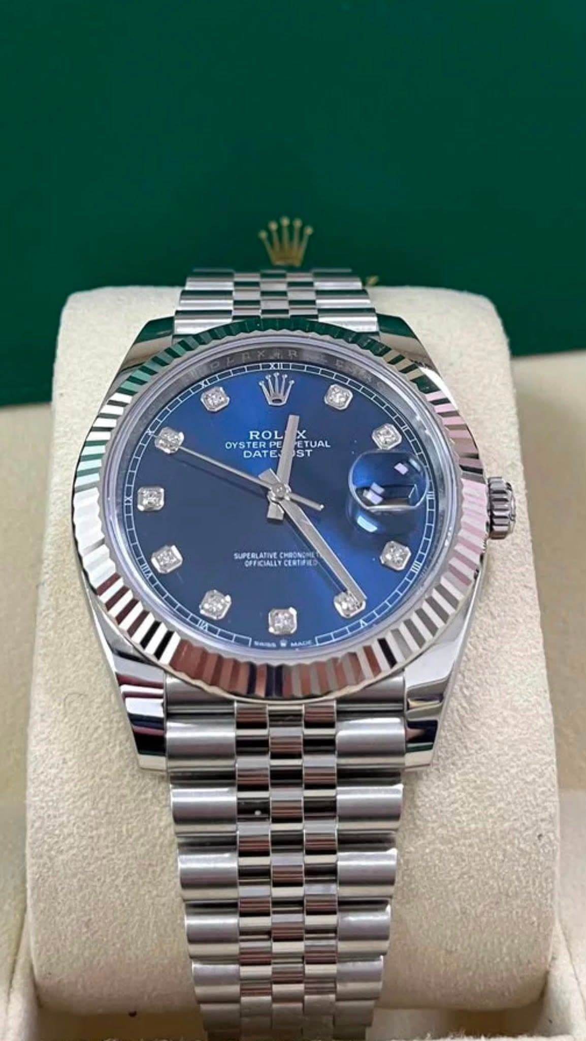 May be an image of wrist watch and text that says 'XIC اا 税 ROL OYS ERPE DAT STERP DAT ETUAL JAL ST د O 6 DX F D 拉雅 SUPERLATIVE CERTOAE 45 ¥ Ⅲ พมัก TM 宝 MADE'