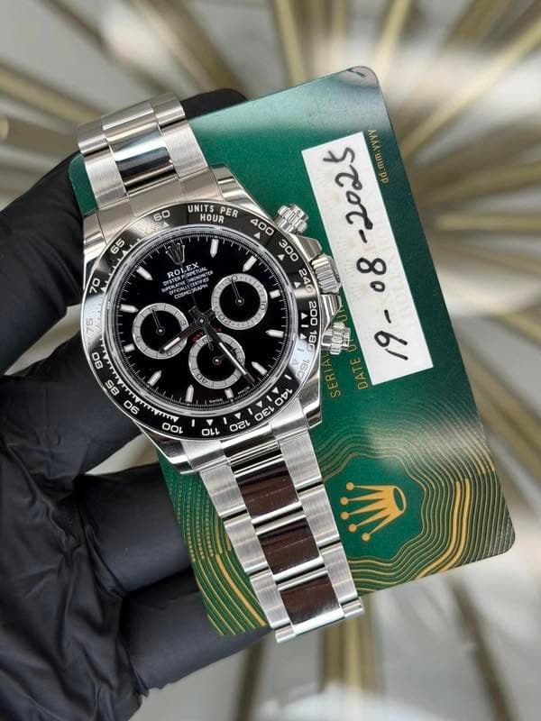 May be an image of wrist watch and text that says '60 UNITS HOUR UNITSPER ER 65 70 ROL SPERATINE 100 YYYY d.mm.yyy ៣.៣ 24G တို့ ' ER DA DAT 魔O物 15 DOL O 140 DEL ලුව 120 OLL'