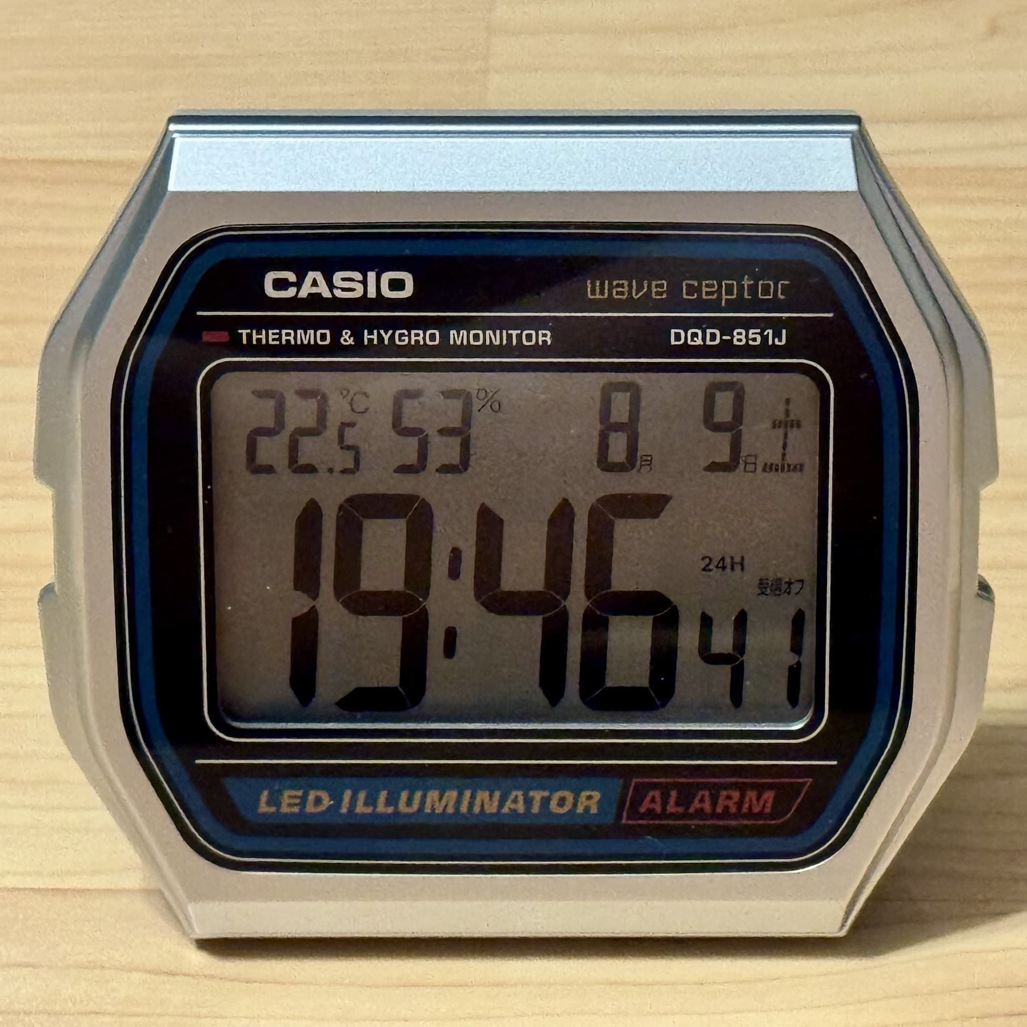 Casio DQD-851J-8JF Japan Exclusive A158-inspired Alarm Desk Clock Thermometer Hygrometer BRAND NEW media