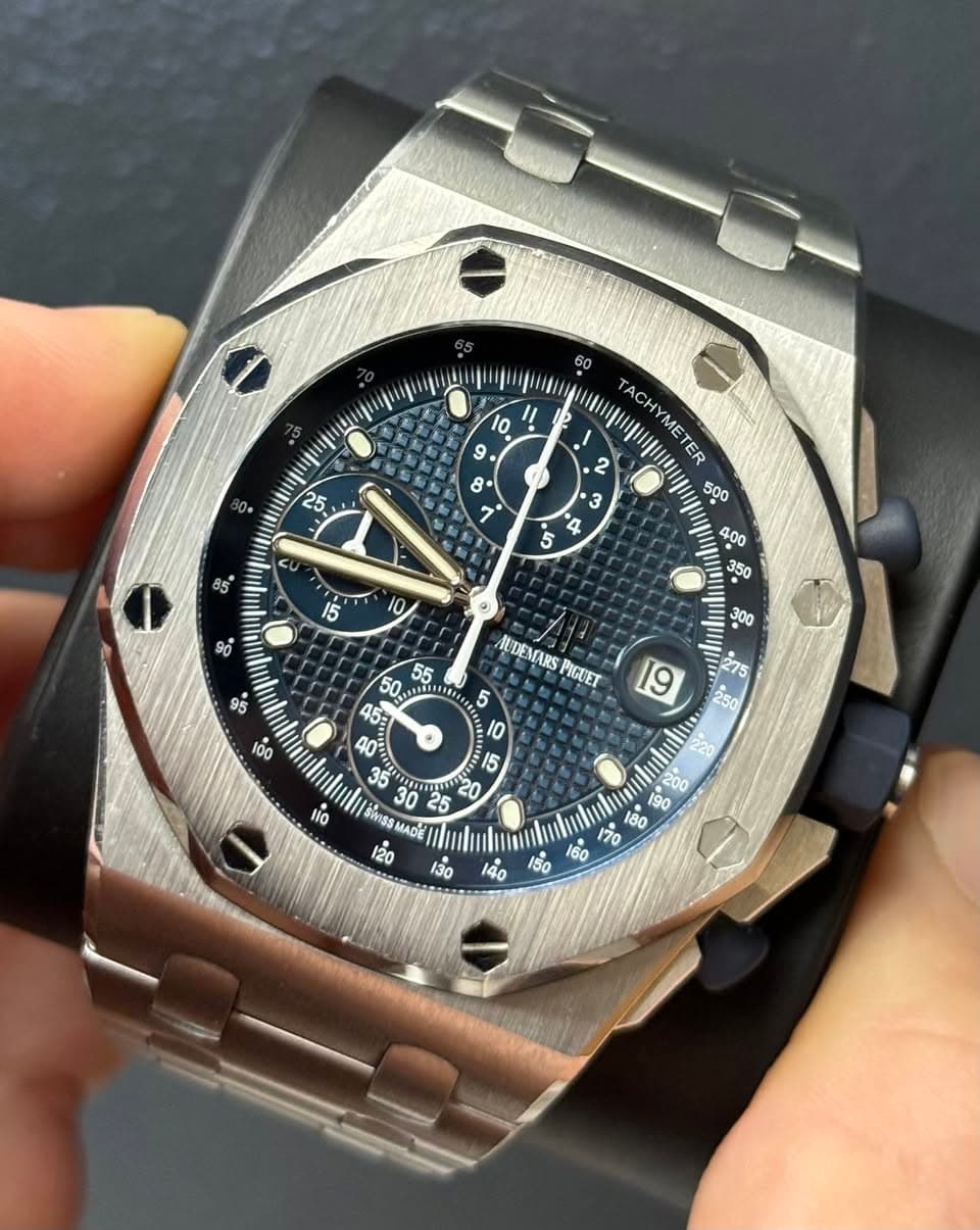 May be an image of wrist watch and text that says ' ح ACH ACHYMETER 2 3 500 อ JAFA 110% AUDEMARS PIGUET 5 19 250 1O 40 S 35 ปร่หารร 30 25 20 MADE| 120 220 Nio '