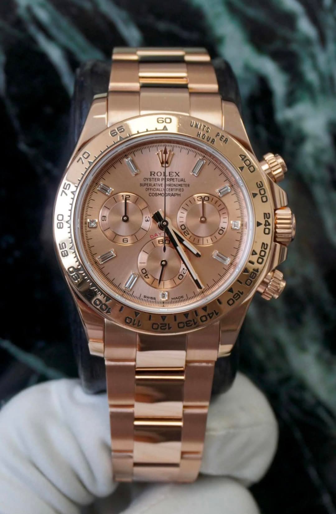 May be an image of wrist watch and text that says '60 65 70 I ROI EX OYST OYSTER TERP RPETUAL cИ CESTIIED COSMOGRAPH COSMO GRAPH 75 Kpи. 1 0 福 3 4 80 UNITS HOUR PER በባሚጣመባምጫ 400…