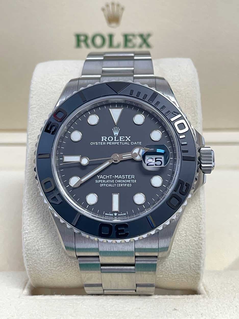 May be an image of wrist watch and text that says 'ROLEX EX ROLEX EX ROL OYSTER OYSTERPERPETUALDATE TER PERPE TUAL DATE 10 25 YACHT YACHT-MASTER -MASTER SUPERLATIVE…