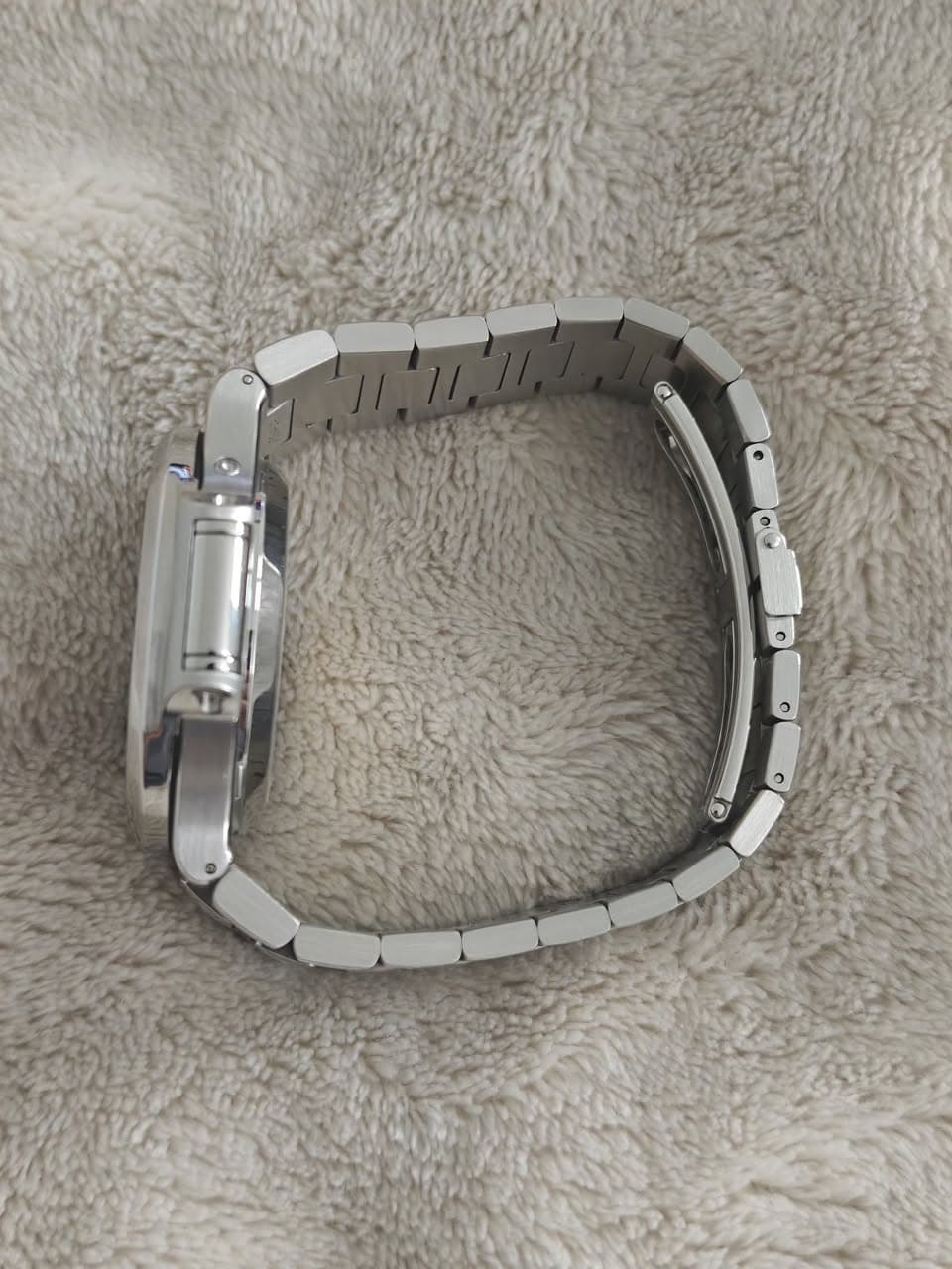 May be an image of digital watch