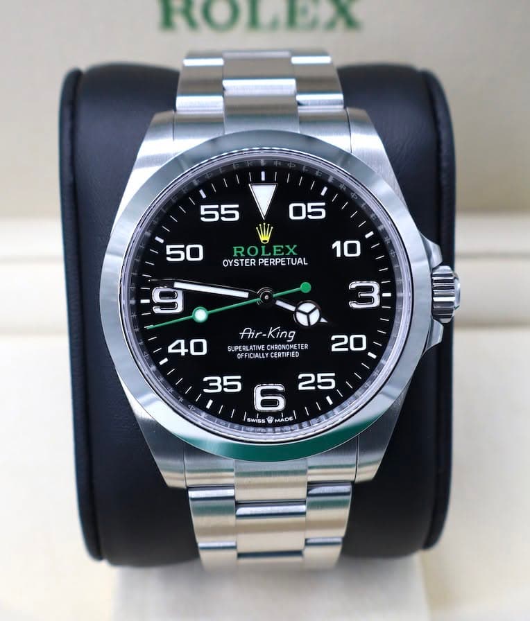 May be an image of wrist watch and text that says 'ROLEX 55 05 50 ROLEX OYSTERPERPETUA OYSTER PERPETUAL Air-King SUPERLATIVE CHRONOME TER OFFICIAL SLPERLATINECHRONOMETER…