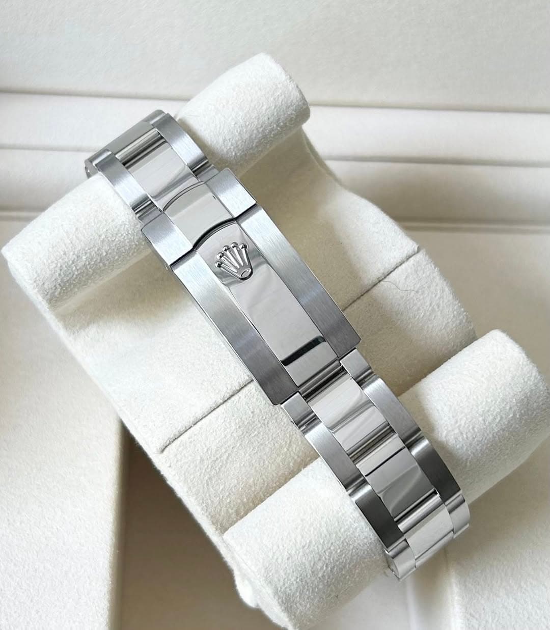 May be an image of wrist watch