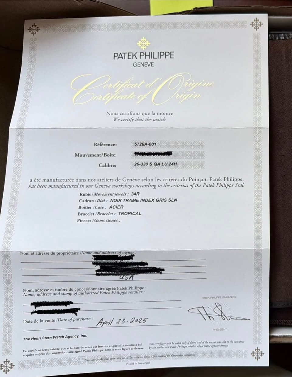 May be an image of ticket stub and text that says 'PATEK PHILIPPE GENEVE Coafurg Oir Nous certifions que la montre We certify that the watch Référence: 5726A-001 Mouvement/Boit…