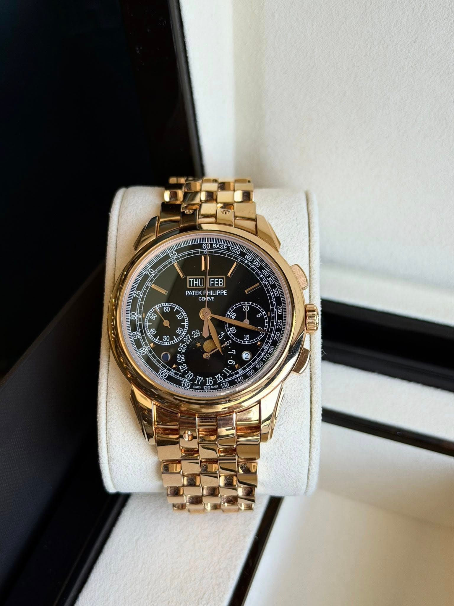 Patek Philippe Perpetual Calendar Chronograph, photo 4