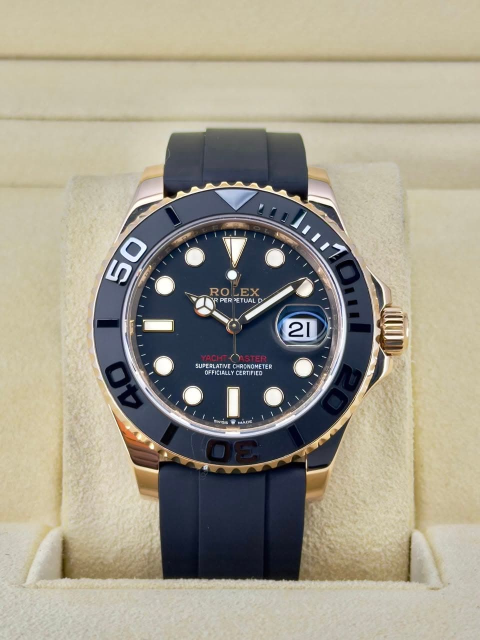 May be an image of wrist watch and text that says 'L आमक I 50 Wa LI7 RO ROLEX PER PETUAL D 21 SUPERLATIVECHRONOMETER SUPERLATIVEC LATIVE OFFICIALLYCERTIFIED TIVEC CHRONCMETER…