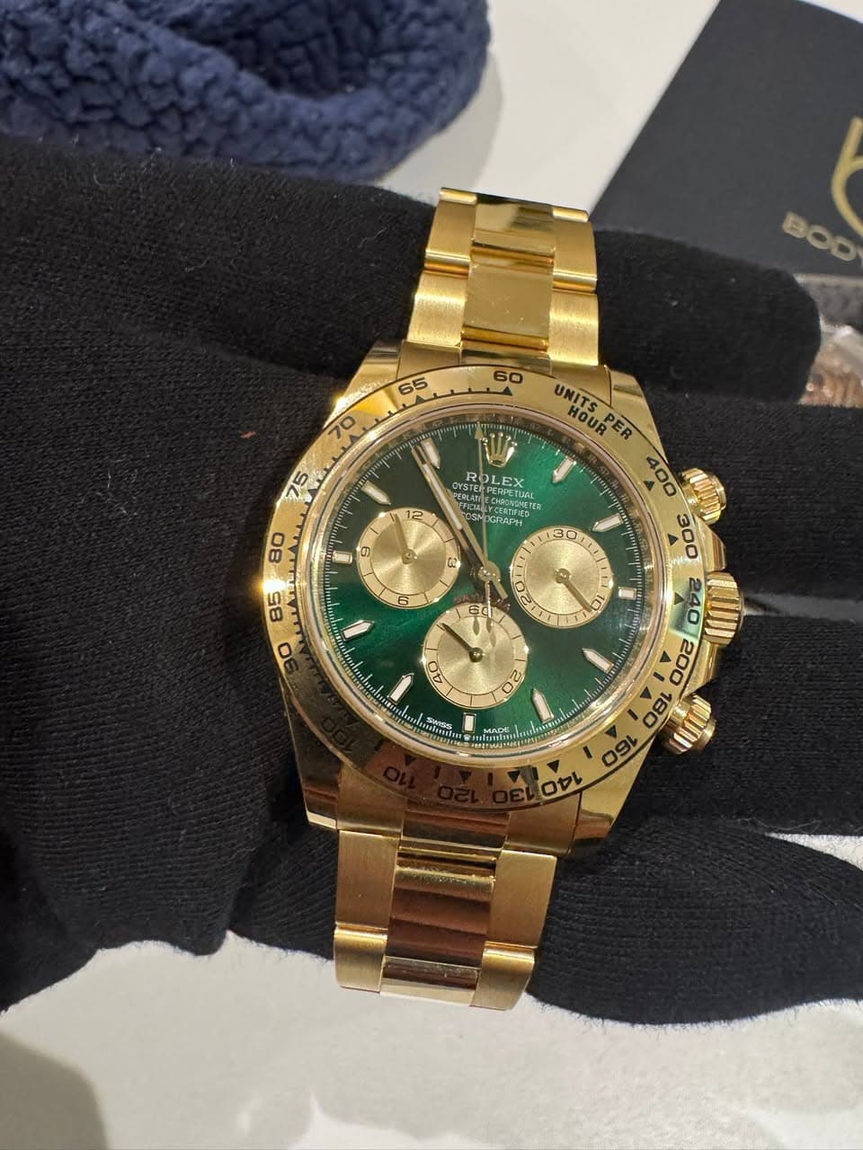 May be an image of wrist watch and text that says 'BOD CVSTER ROLEX YCN Caleteo yCEOTHE GRAPH SONGAETER CTUN 80 9 나 85 6 UNITS UNITSPER HOUR HOUPER PER HOUR لن 10 T 40 M 20 2…