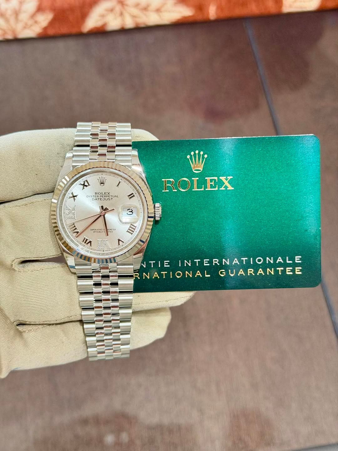 May be an image of wrist watch and text that says '151 Cre A + NTA иbl ופו ROLEX T1AL JAL aT WATCOUS II ROLEX .력 社 VIII . 6 형형한 II VII ٣ NTIE INTERNATIONALE NATIONAL…