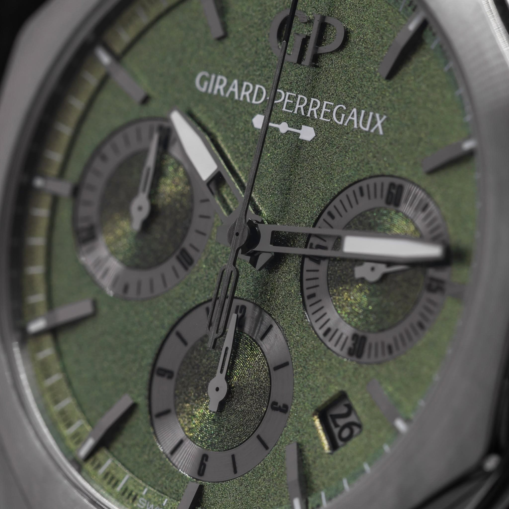 May be an image of wrist watch and text that says 'GIRARD GIRARD PERREGAUX PERREGAUX 11el SX 2409 ('