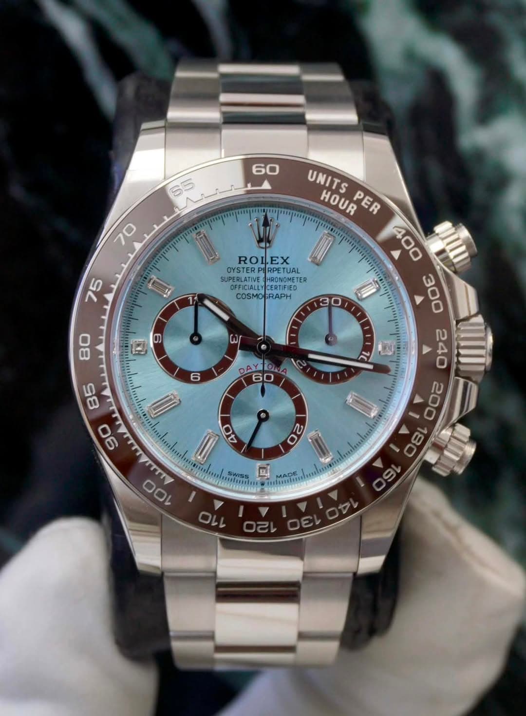 May be an image of wrist watch and text that says '60 65 70 " تيا 75 ROLEX EX OYSTER YSTERPRPETU PERPETUAL SUPERLATIVE HRONOMET ER FFICIALLY OFFICIALLYCERTFIED CERTIFIED…