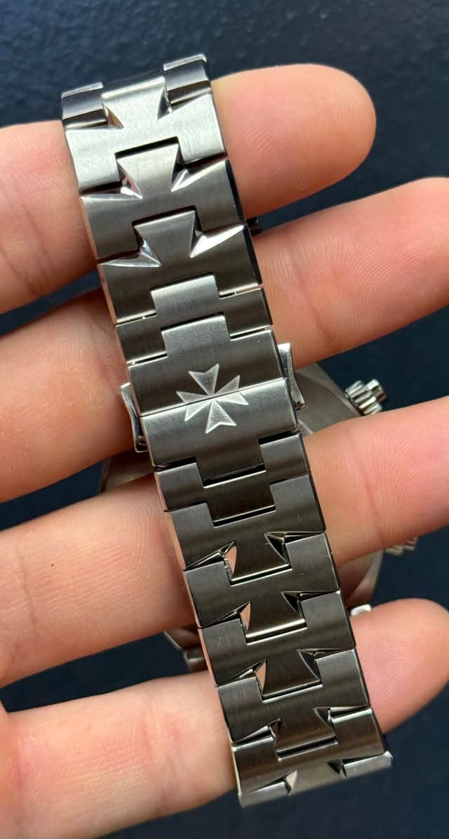 May be an image of digital watch