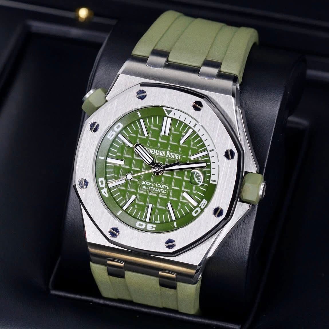 Audemars Piguet Royal Oak Offshore Diver, photo 2